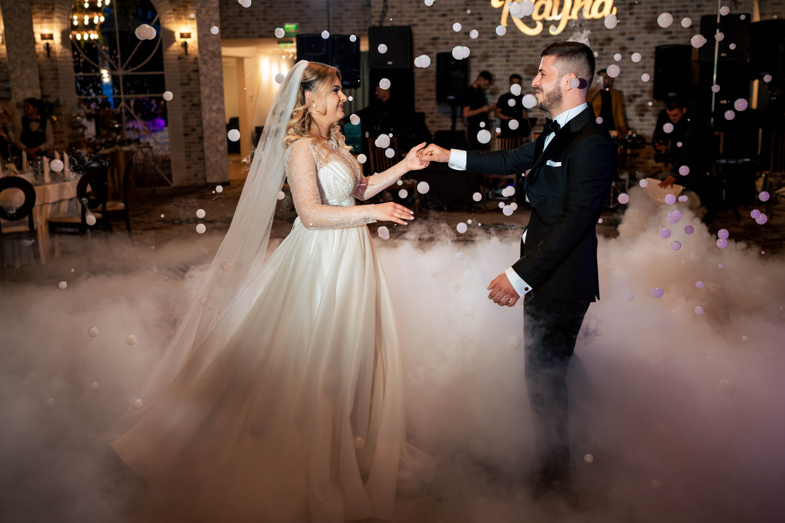 Claudia & Gabriel. Acasă