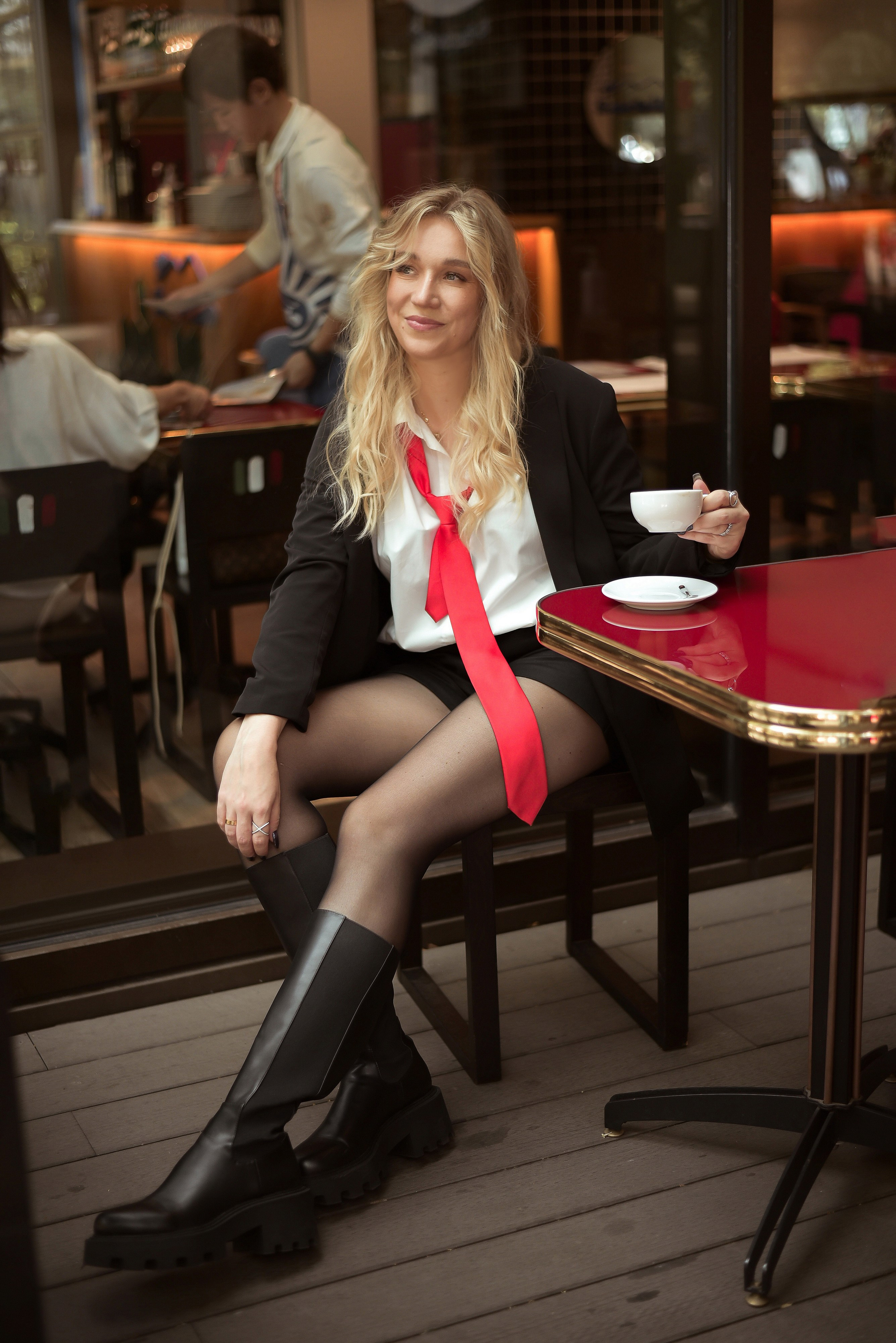 Express Package. Photographer in Tokyo, Japan