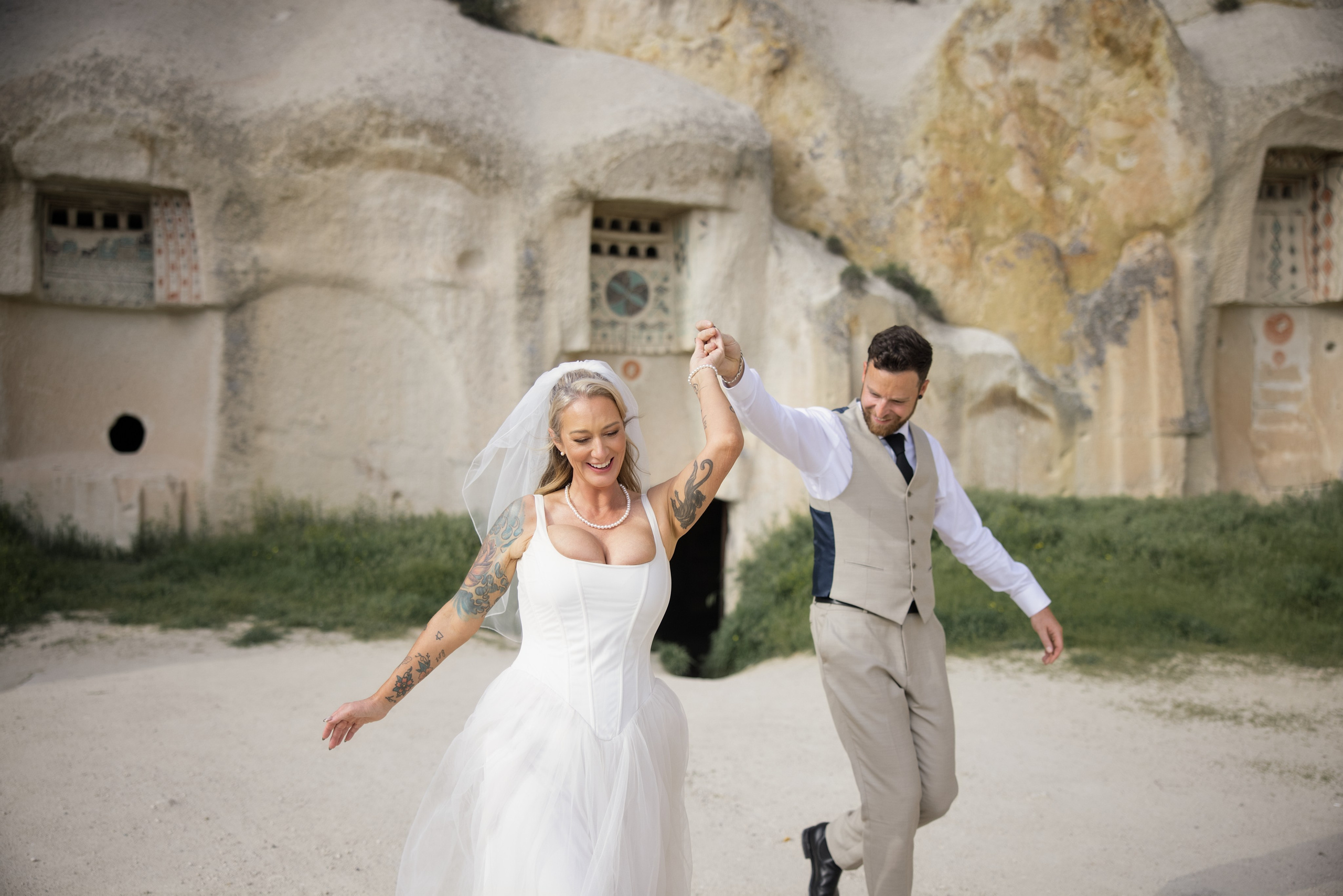 Roydon & Shannon. Cappadocia Photographer — Weddings, Elopements & Couple Photoshoots | Julia Ganch