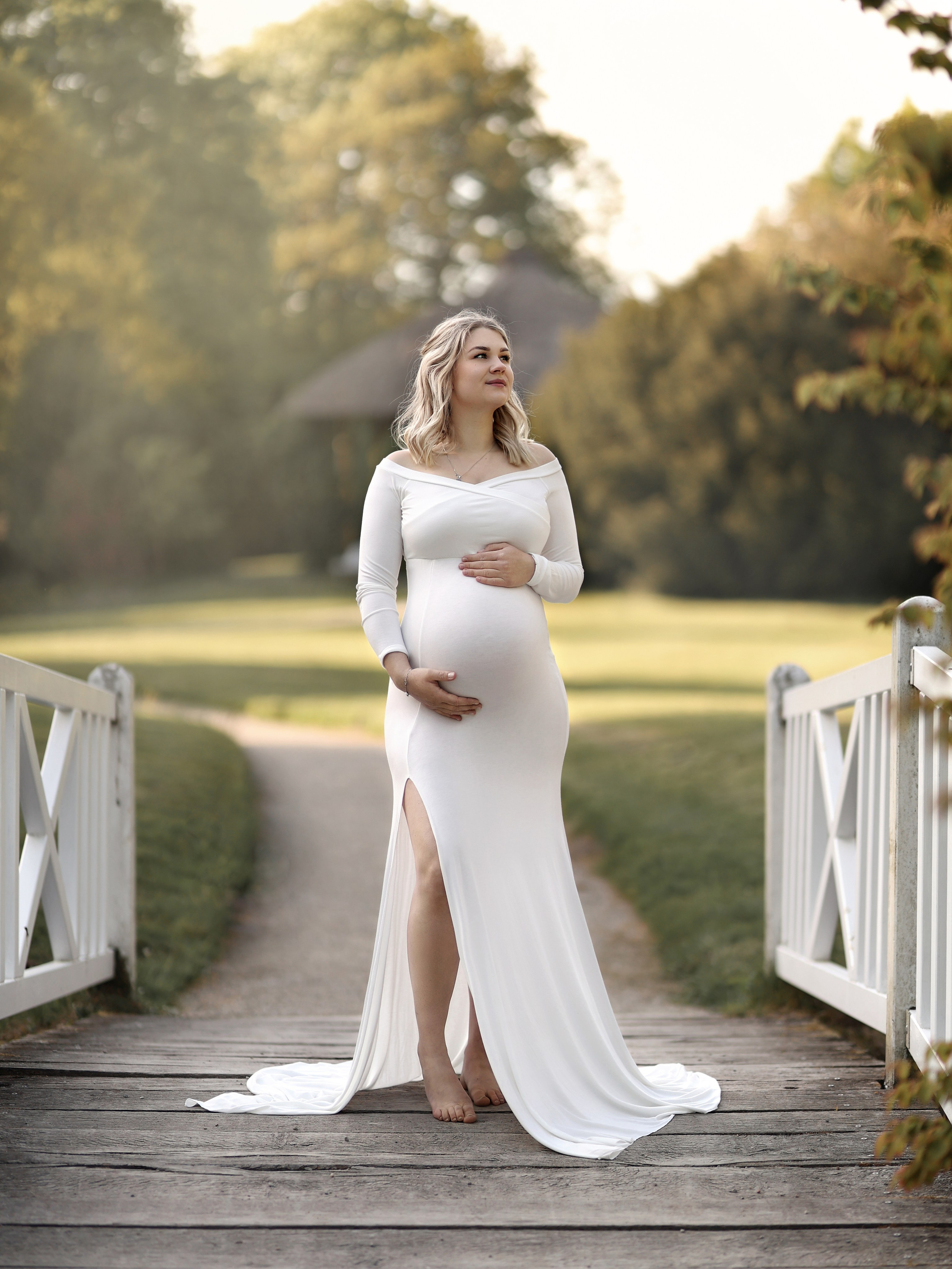 Babybauch (Price). Familien- Fotografin in Marienhafe, Aurich, Emden, Norden, Leer