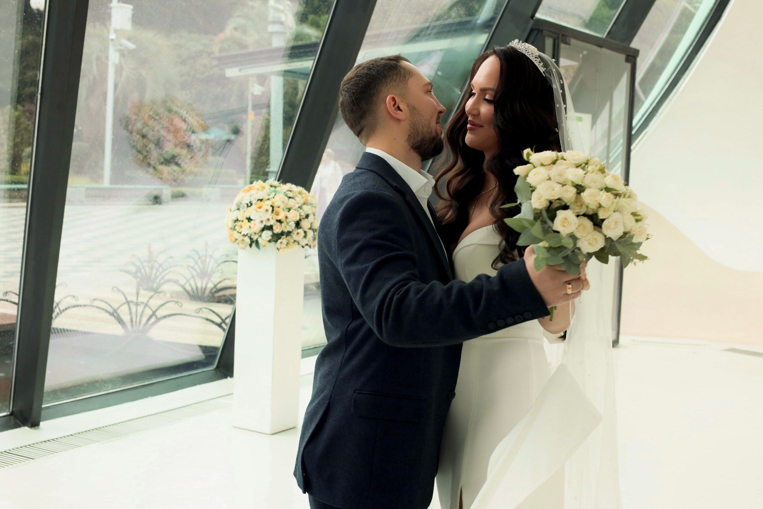 Batumi Wedding Palace. Главная