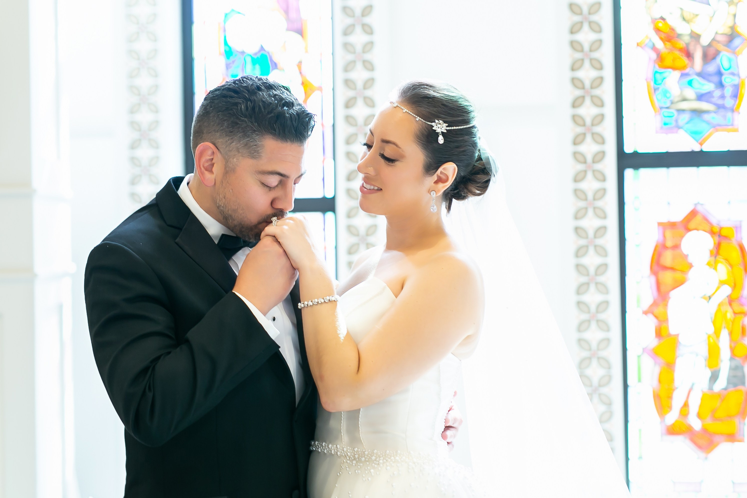 WEDDING PHOTOGRAPHY WITH BEAUTY & INTENTION Florida • New York • Chicago • Across the U.S. & Worldwide