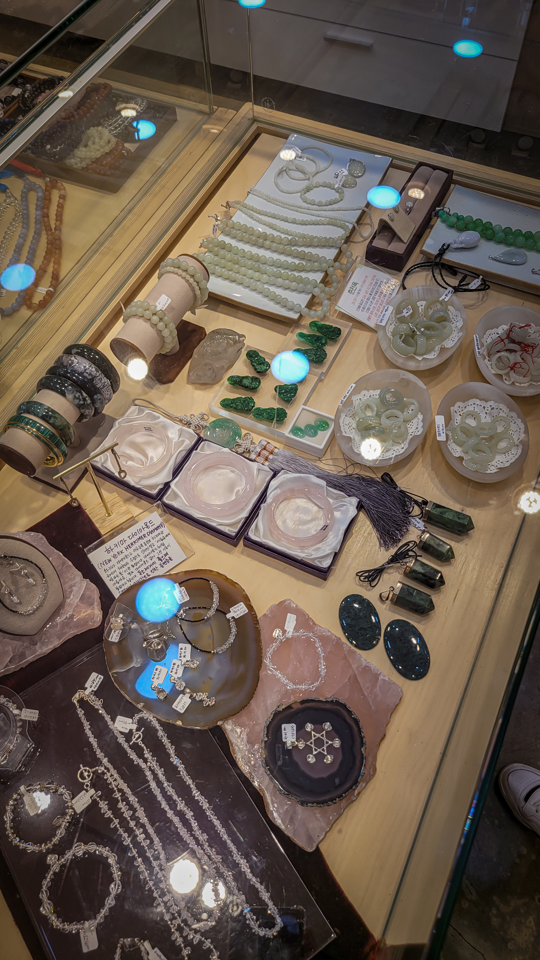 Stone Kingdom in Insadong, Seoul. Photographer in Seoul Dobrokvashina Natalya