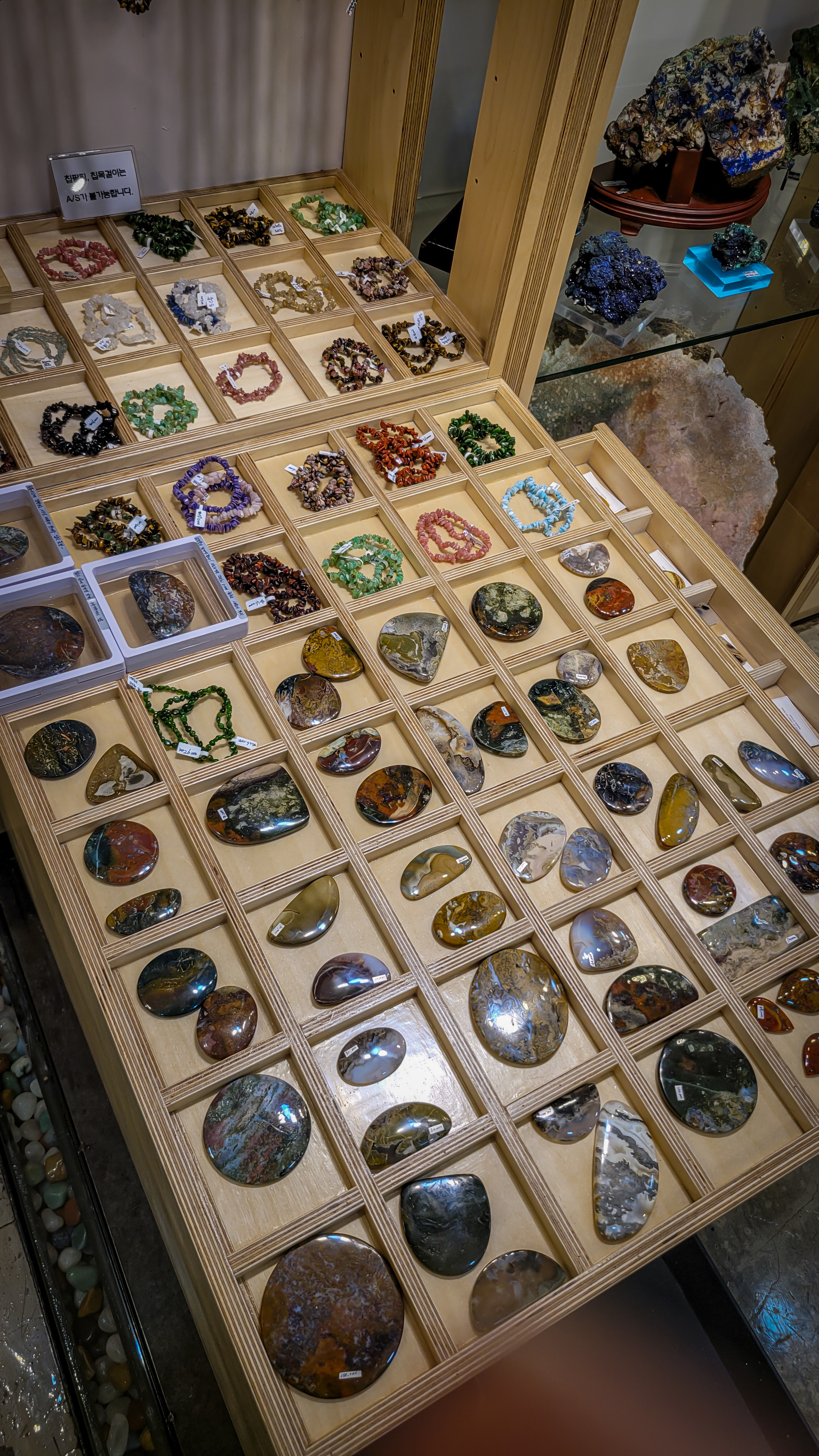 Stone Kingdom in Insadong, Seoul. Photographer in Seoul Dobrokvashina Natalya