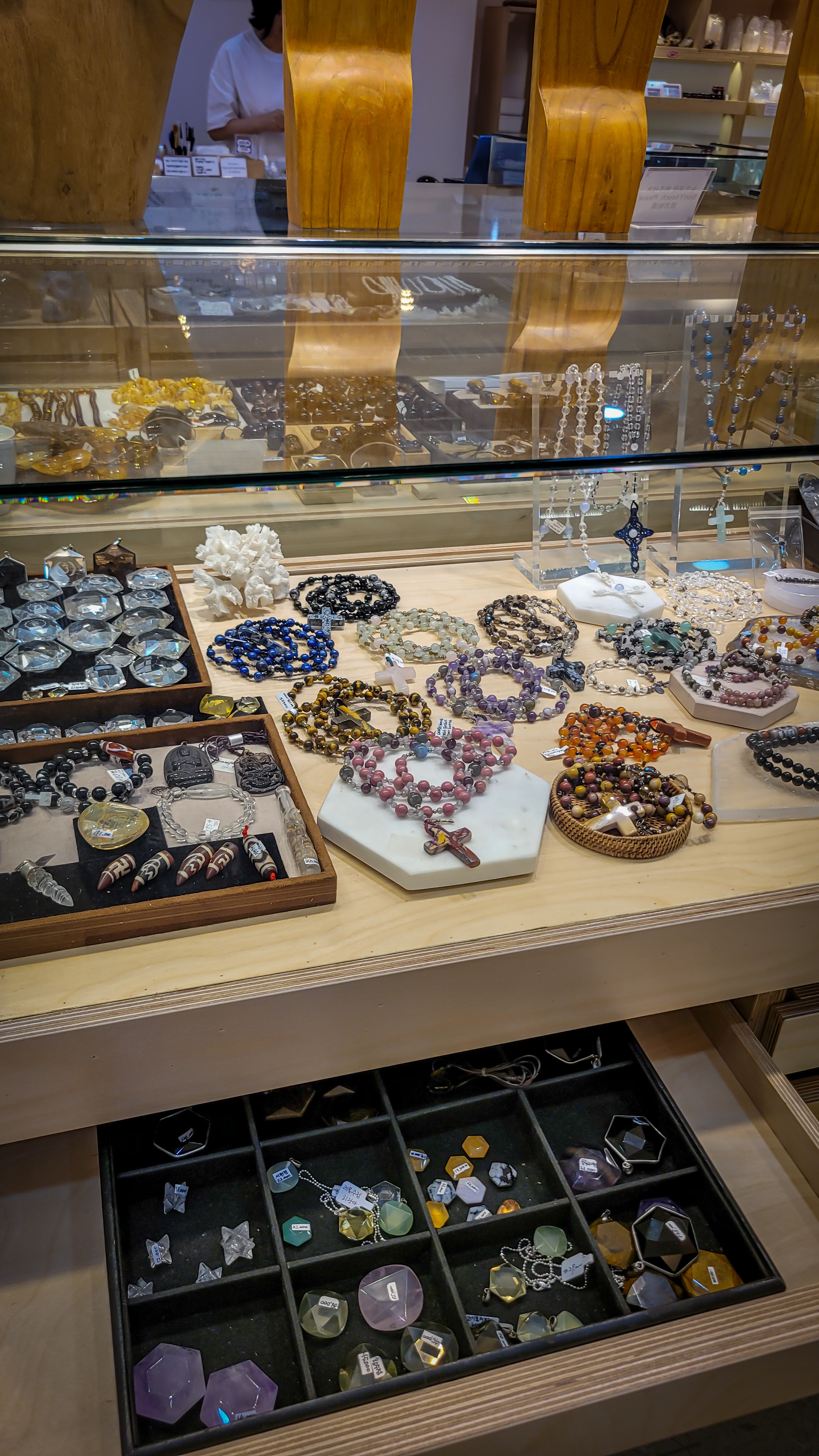 Stone Kingdom in Insadong, Seoul. Photographer in Seoul Dobrokvashina Natalya