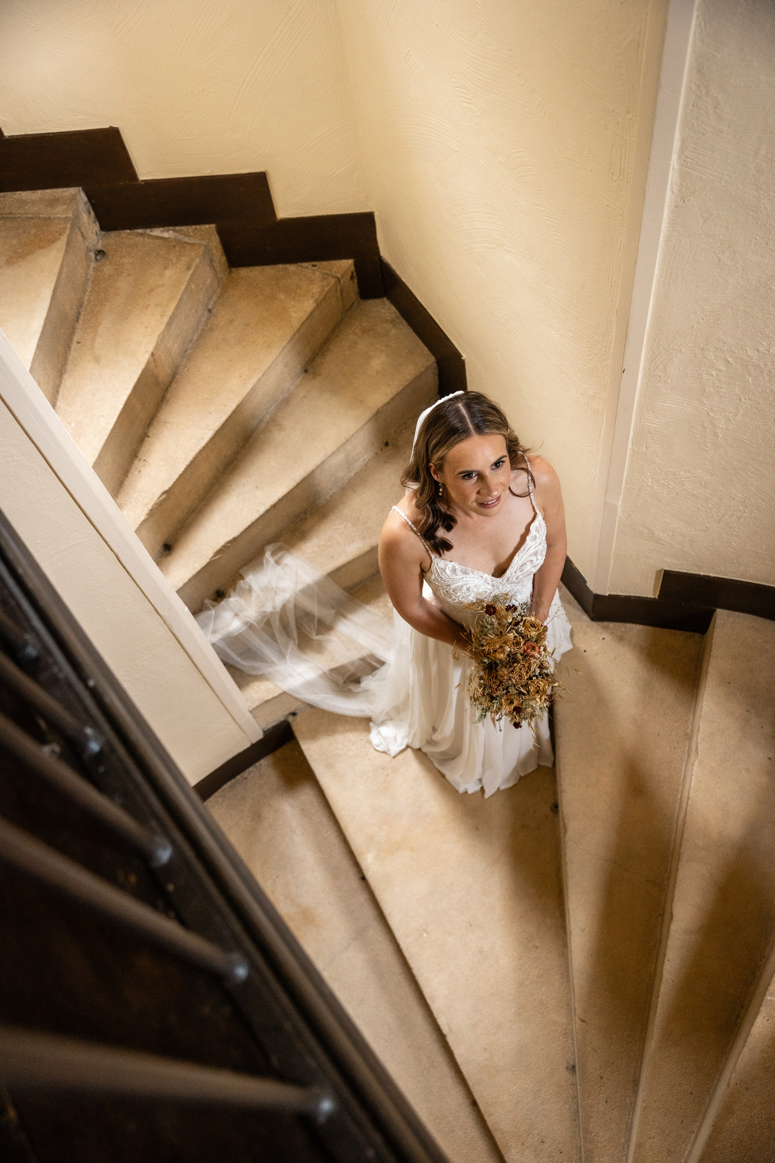 Rachel et Giles. Photo de mariage au Château de Saint-Martory. Eugénie Smirnova — photographe à Toulouse et dans le sud-ouest de la France