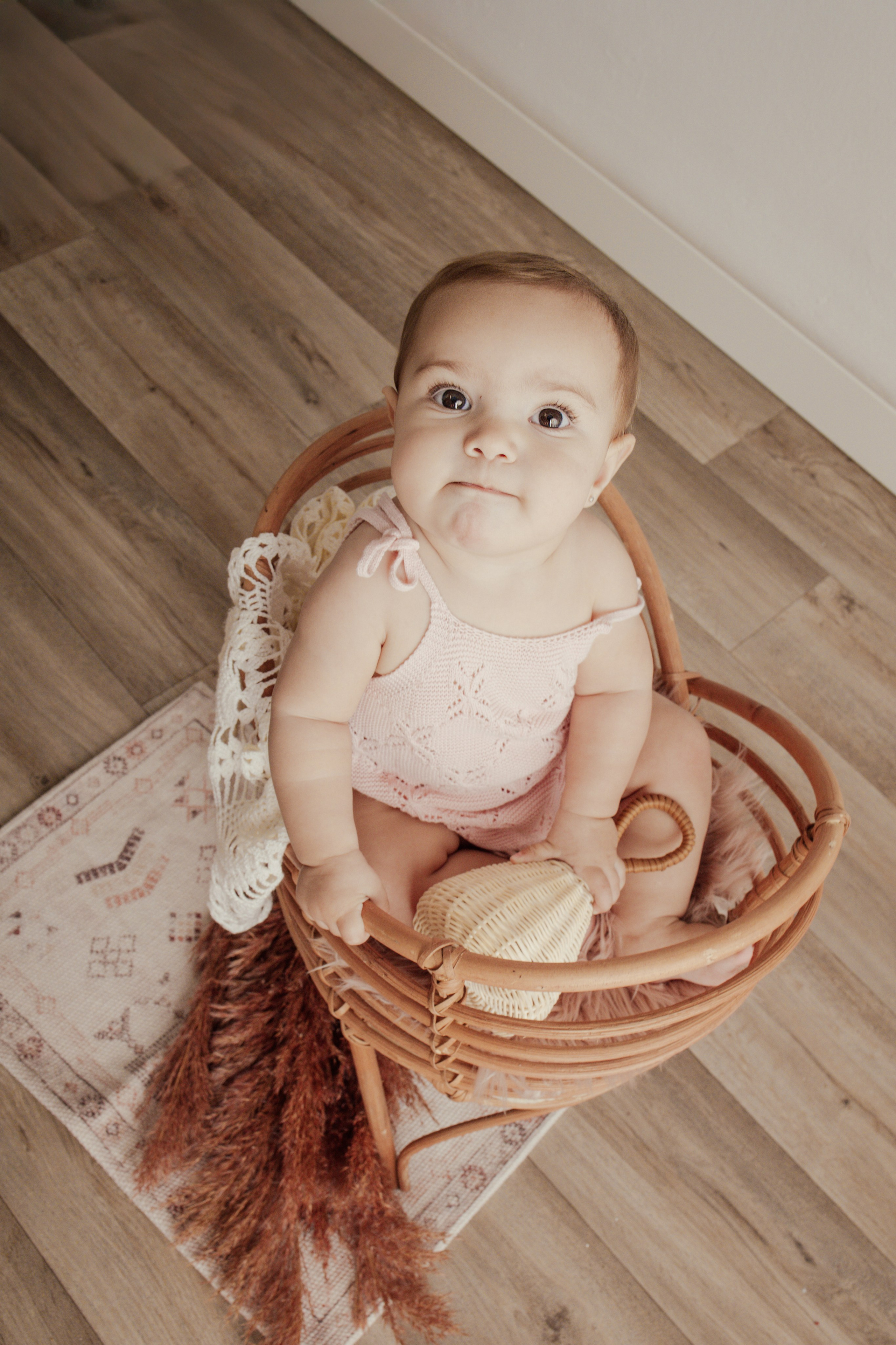 Elia 8 meses
