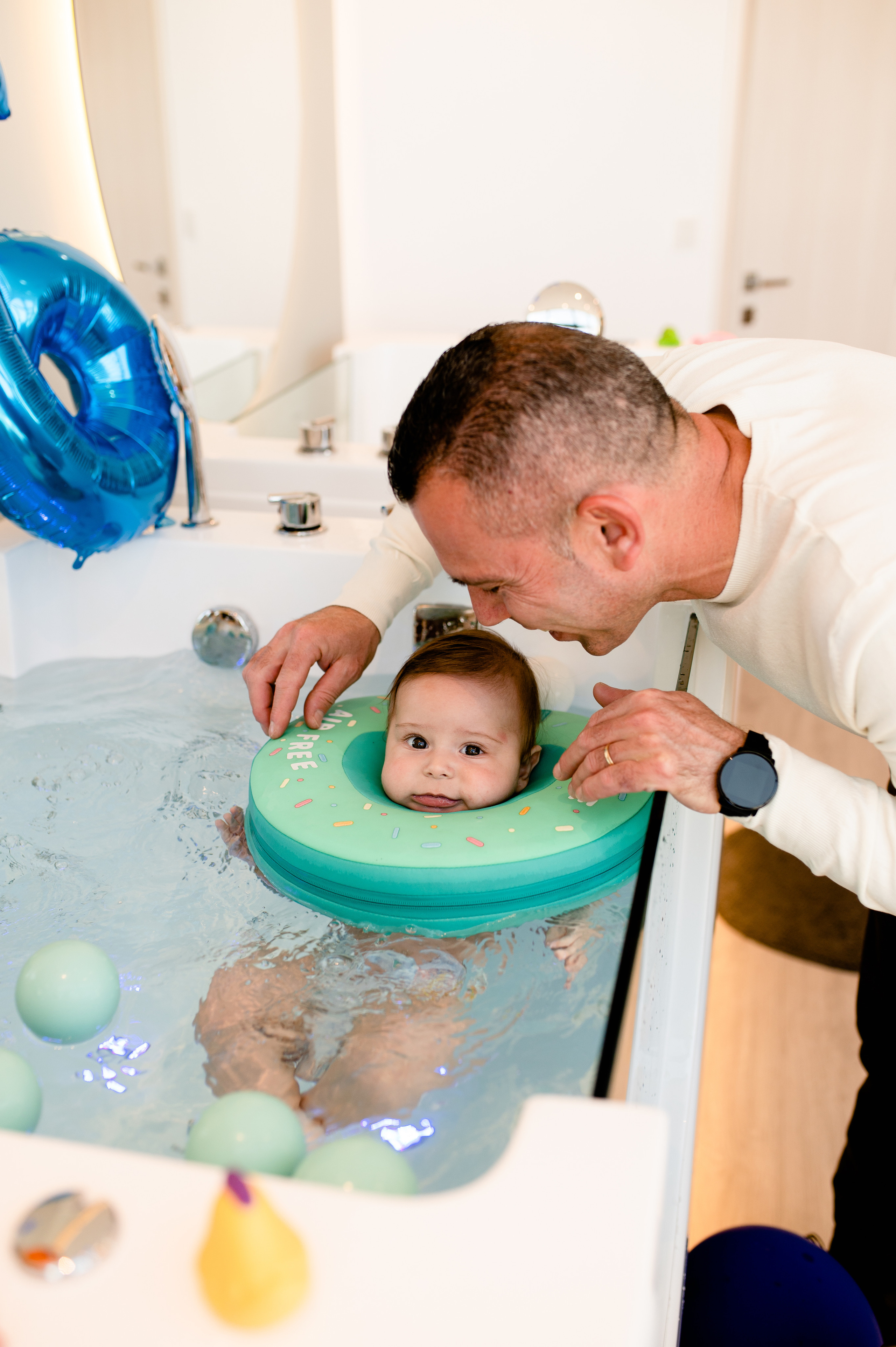 Φωτογράφιση στο πρώτο Baby Spa Ελλάδας. WELCOME