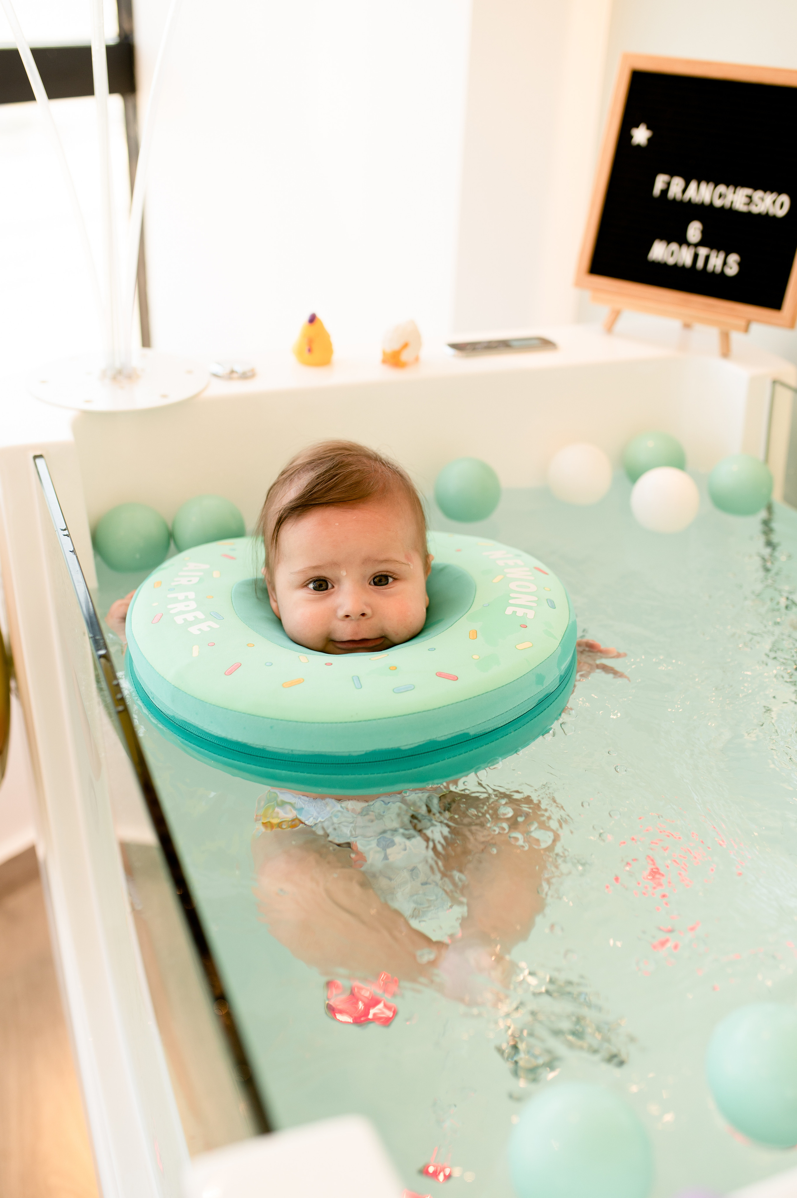 Φωτογράφιση στο πρώτο Baby Spa Ελλάδας. WELCOME