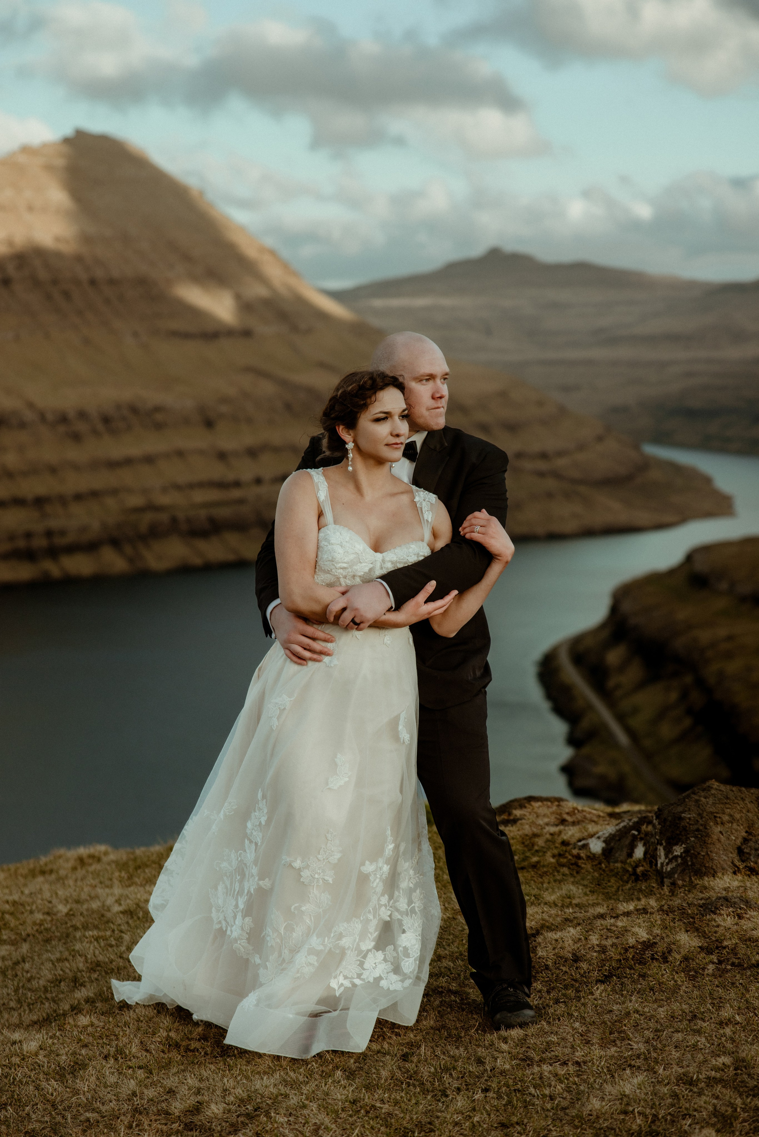 Faroe Islands elopement | Adventure wedding in Faroe Islands. Iceland elopement photographer & videographer