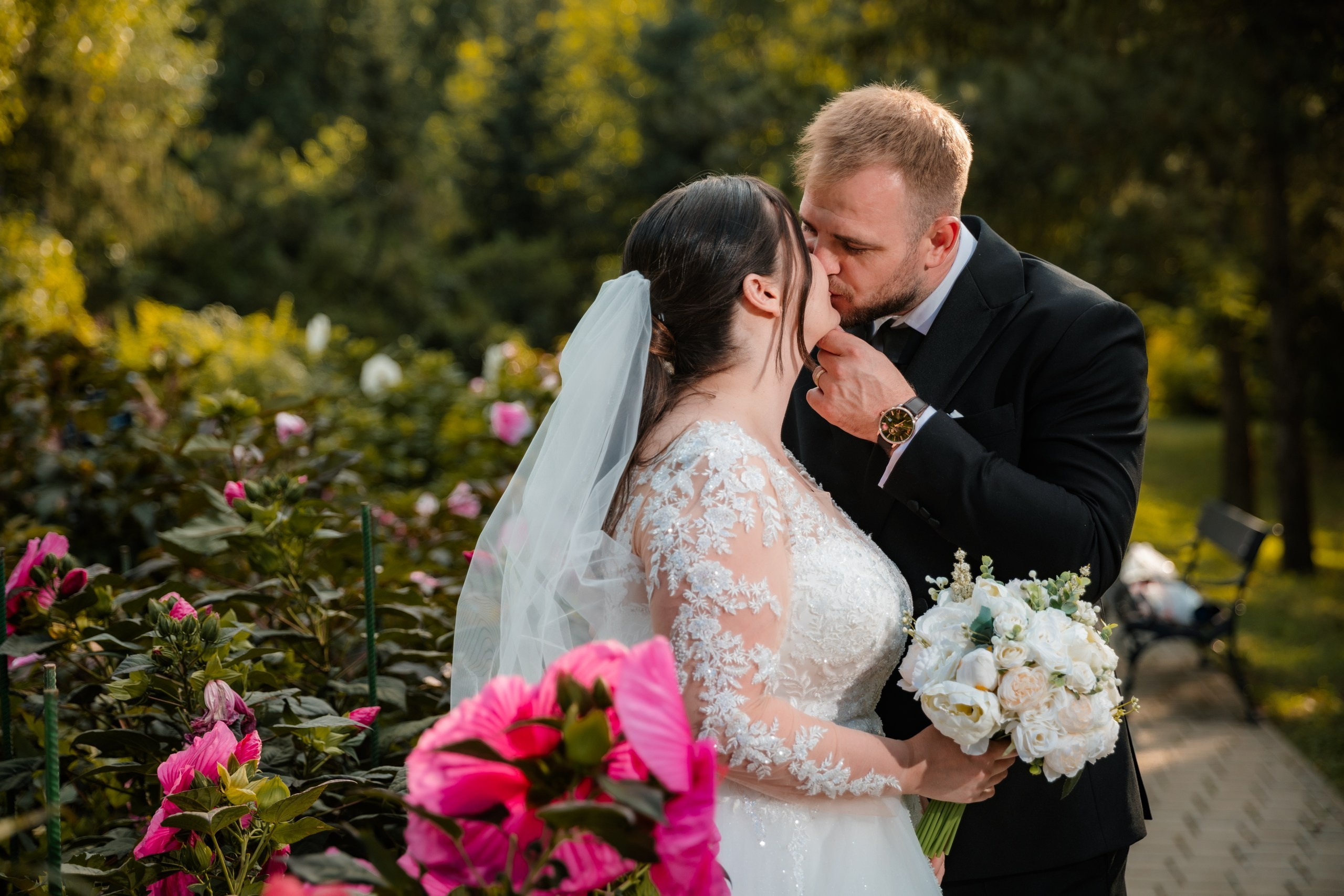 servicii foto. servicii foto Botoșani. servicii foto video Botoșani. fotograf nunta. fotograf evenimente. fotograf nunta Botoșani. Alin chirila. Alin chirila fotograf. Alinofotostudio.- Mire și mireasă – Sergiu & Liliana – ziua nunții, 2024 - Emoții în ziua nunții – Sergiu și Liliana - Dansul mirilor – fotografie artistică nuntă 2024 - Sedinta foto romantică în natură – Sergiu & Liliana - Rochia de mireasă și detalii de nuntă elegante