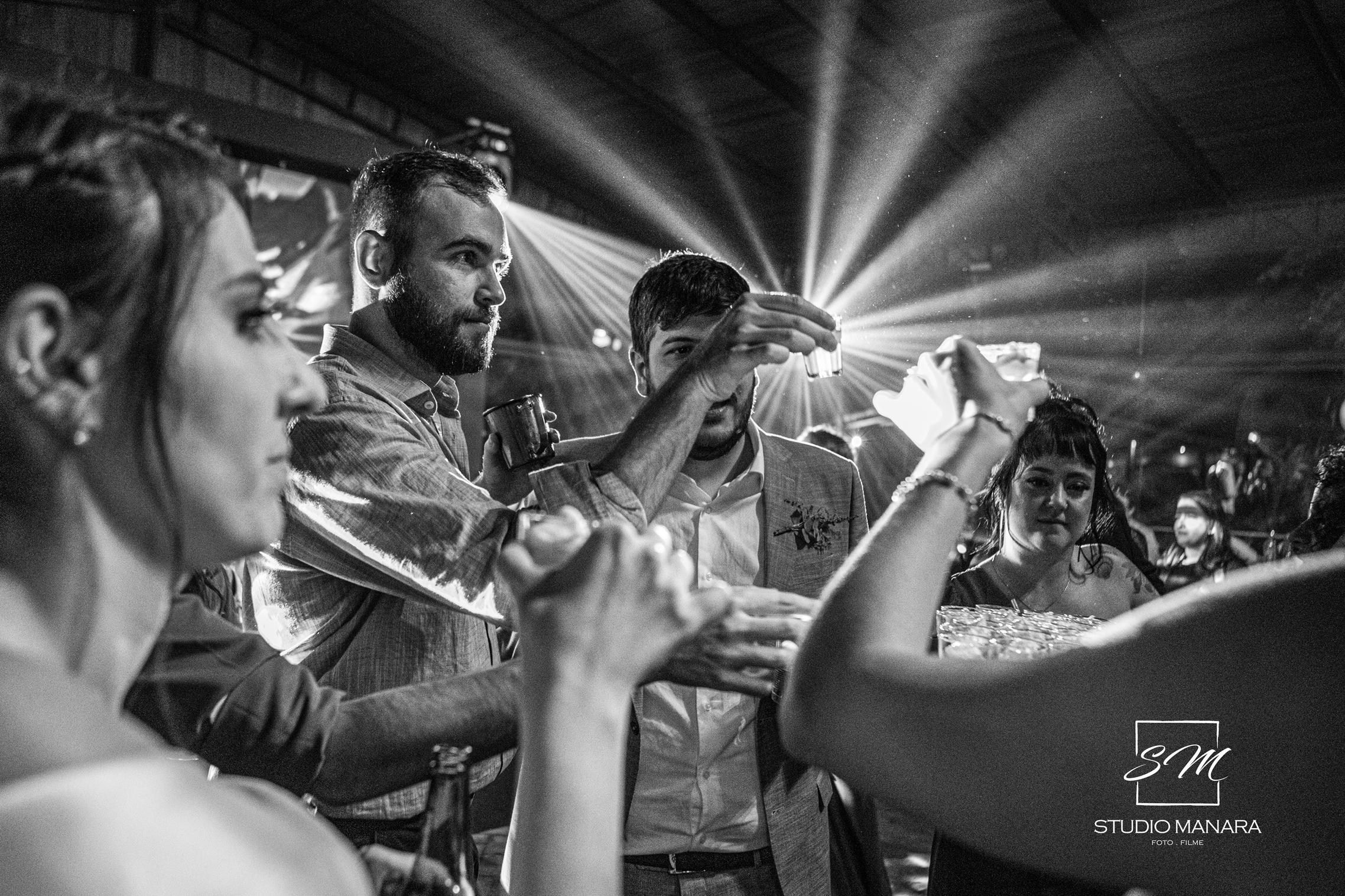 Studio Manara | Fotografia e Vídeo de Casamento