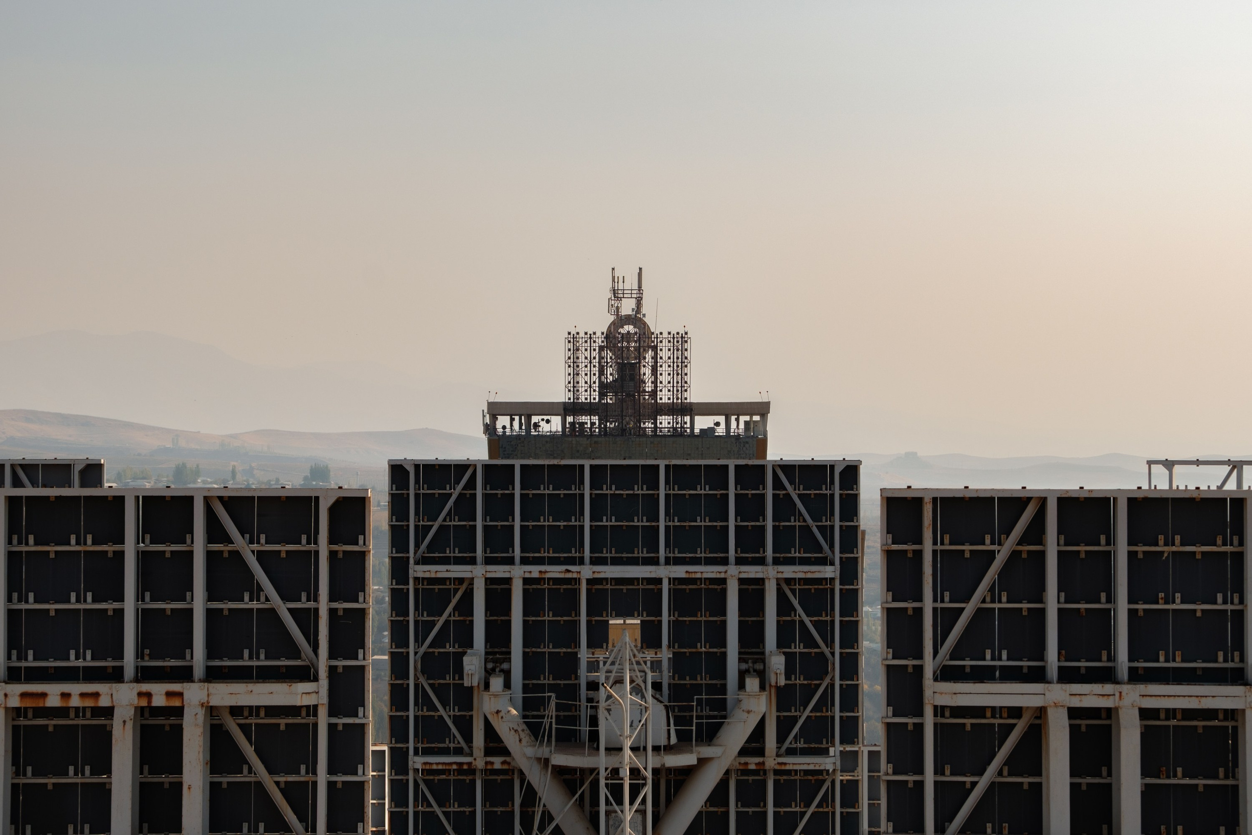 Обзор на объектив 16-300мм Sigma. Личные впечатления и опыт использования. Фотограф Григорий Кравец