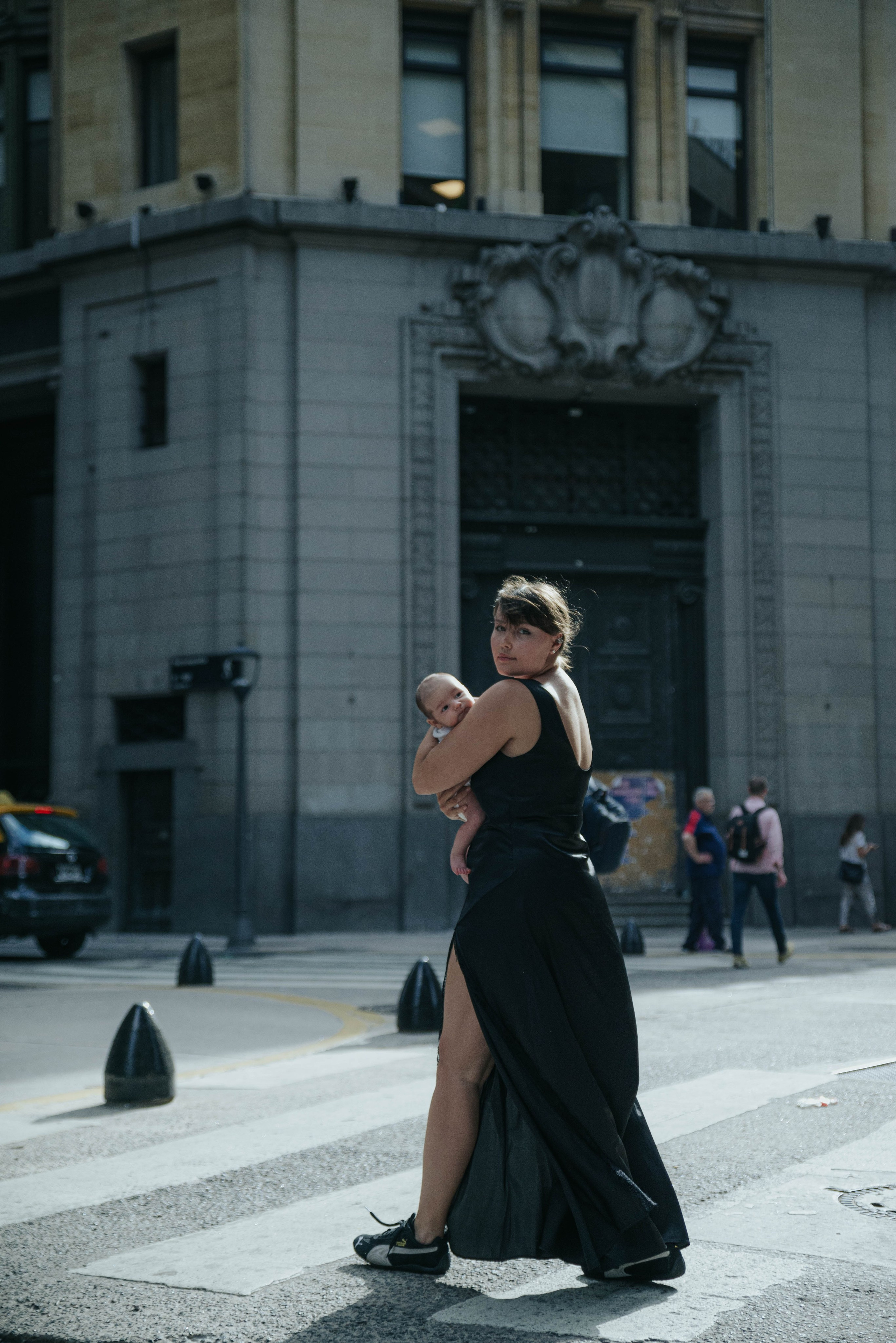 Mom Yana and Mars. Photographer @elmirkami in the city of Buenos Aires
