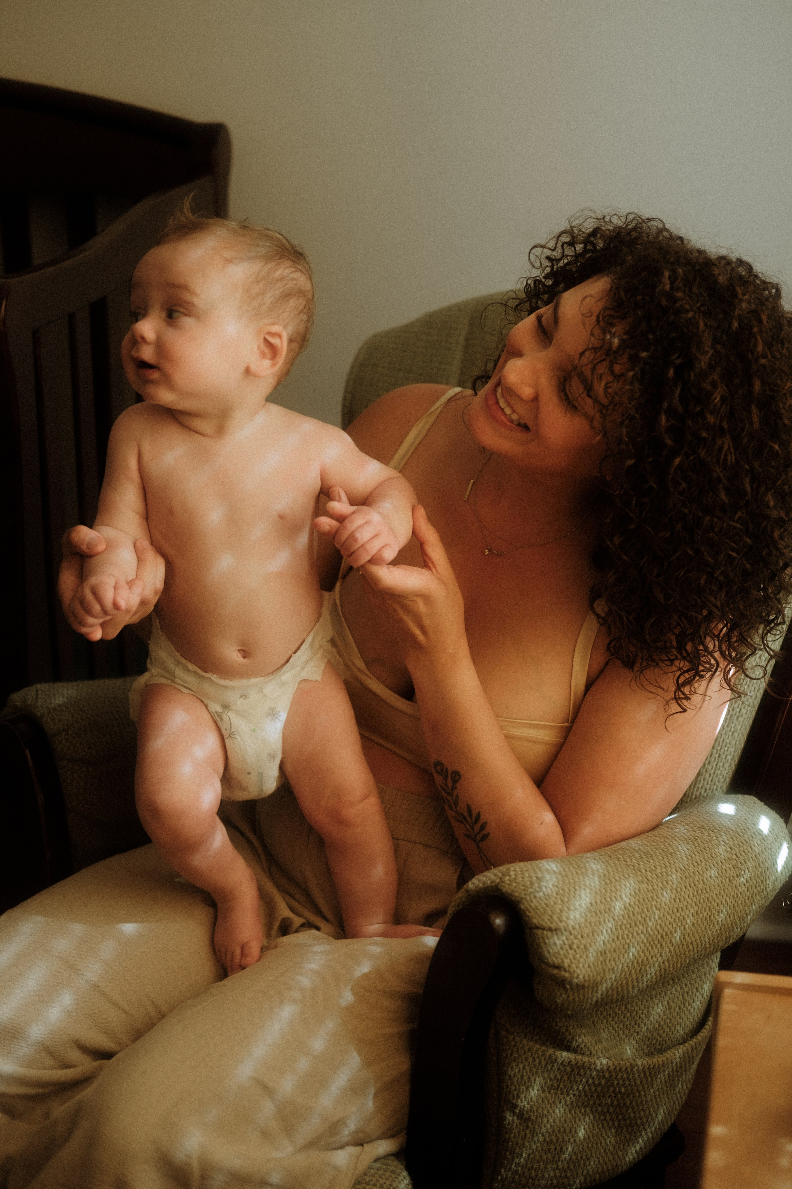 Family Photography Portfolio | Artistic & Documentary Family Sessions in Richmond, VA. Family Photographer Anna Dobrovolskaia | Richmond, VA