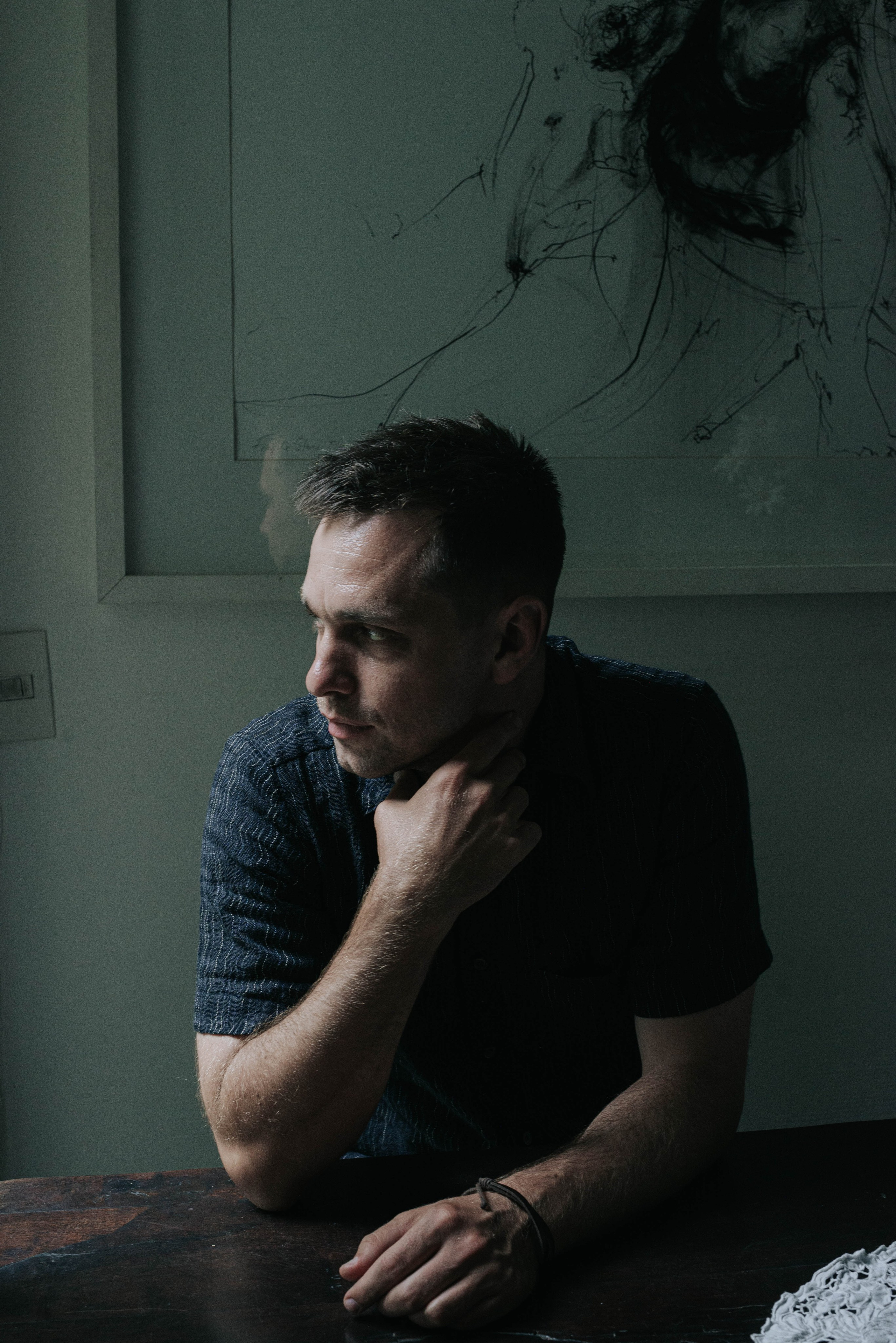 Docdocdoc. Visiting a Friend. Photographer @elmirkami in the city of Buenos Aires