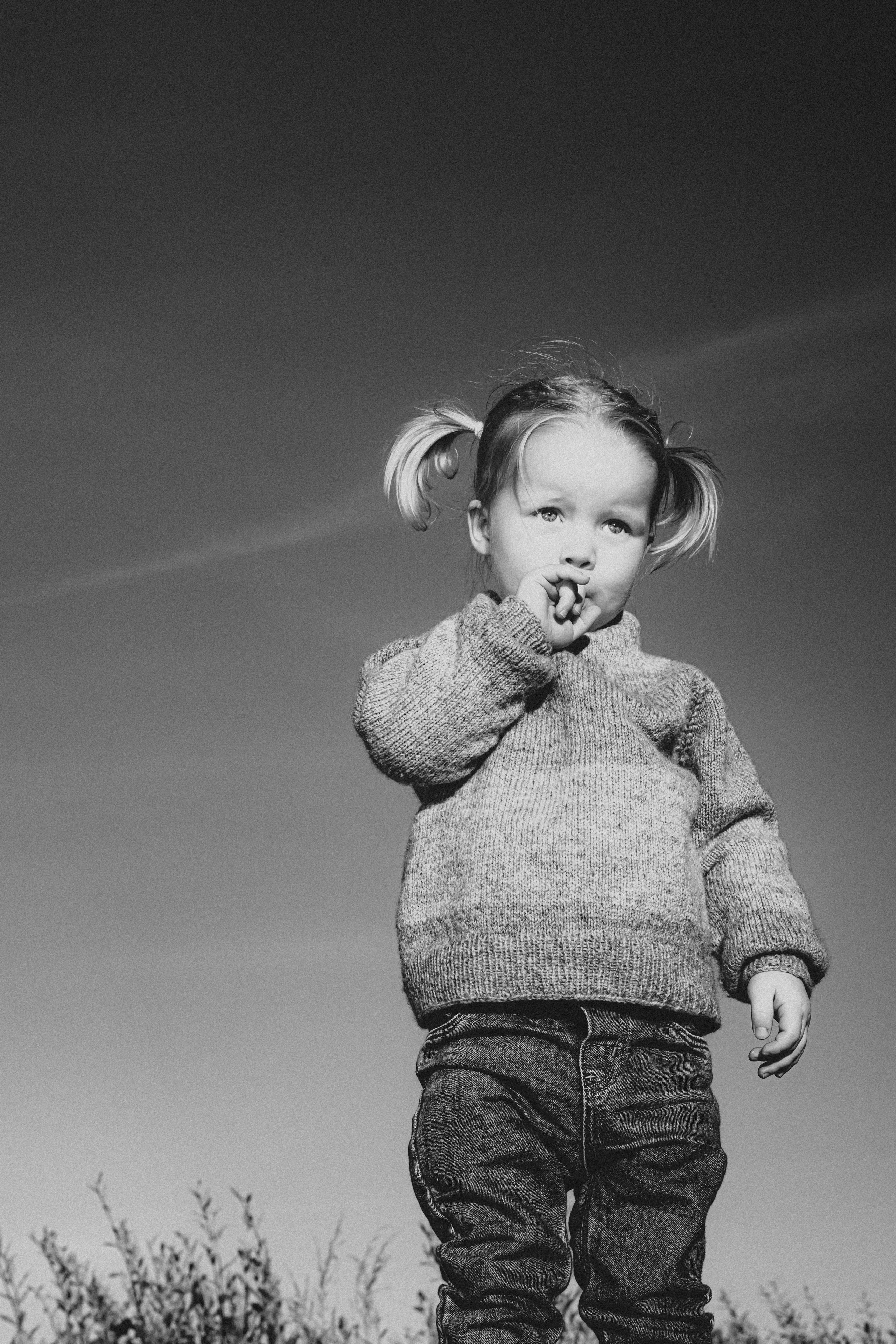 Utforsk våre fotopakker for barne‑, familie‑ og konfirmantfotografering – tilgjengelig både utendørs og i studio i Narvik. Familiefotograf i Narvik kommune