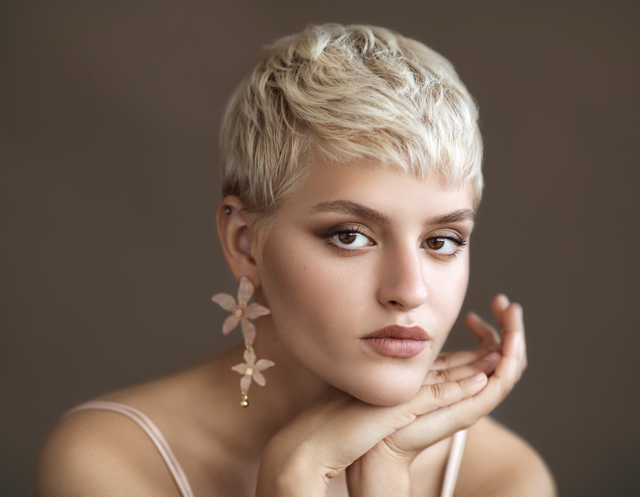 About Sofia. Women and maternity photographer in Brussels, Belgium