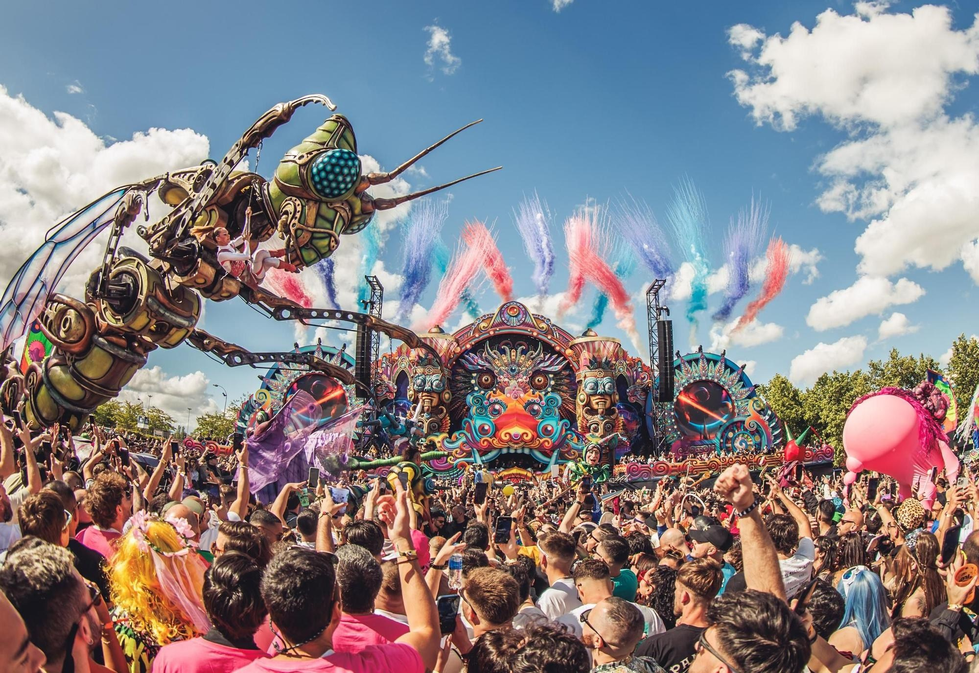 Elrow XXL Murcia 2025 — gran festival de electrónica y espectáculo inmersivo | FOTKAI