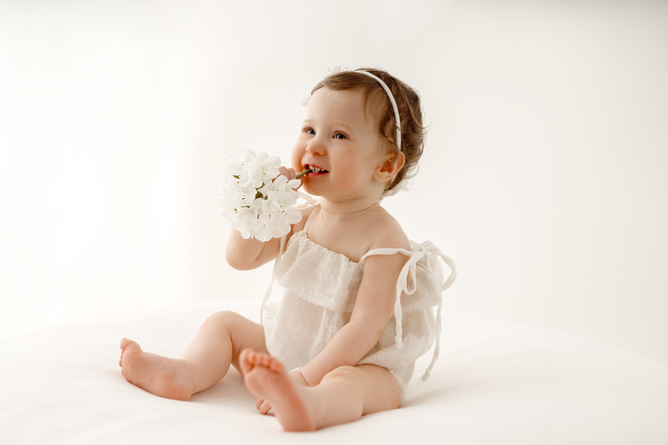 Sesja noworodkowa. Fotograf Łódź - sesja ciążowa, noworodkowa, dziecięca. Studio w Łodzi