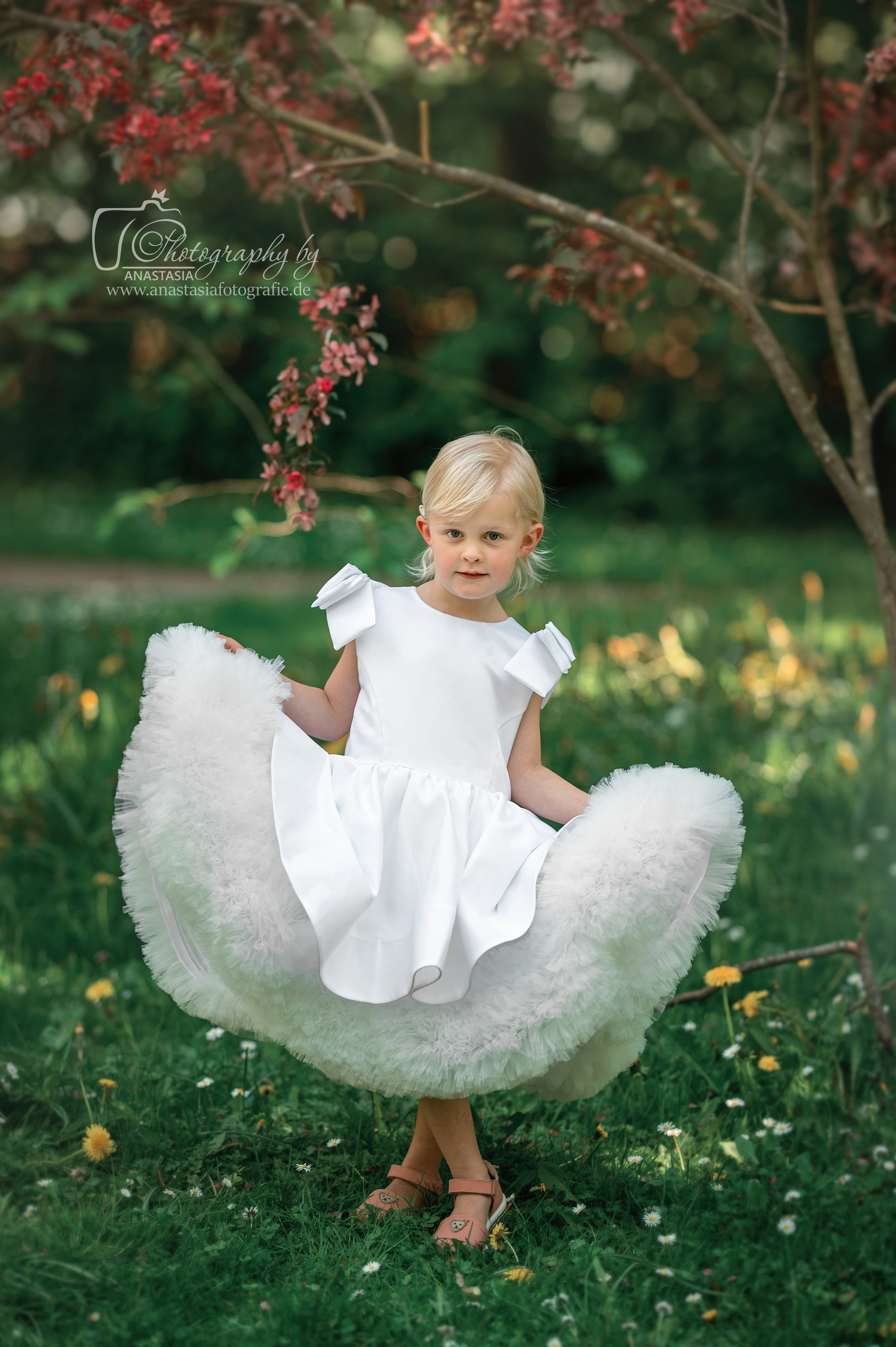 Kleine Prinzessinnen. Newbornfotograf Kinderfotograf Ulm Familienfotograf Anastasia Neu-Ulm