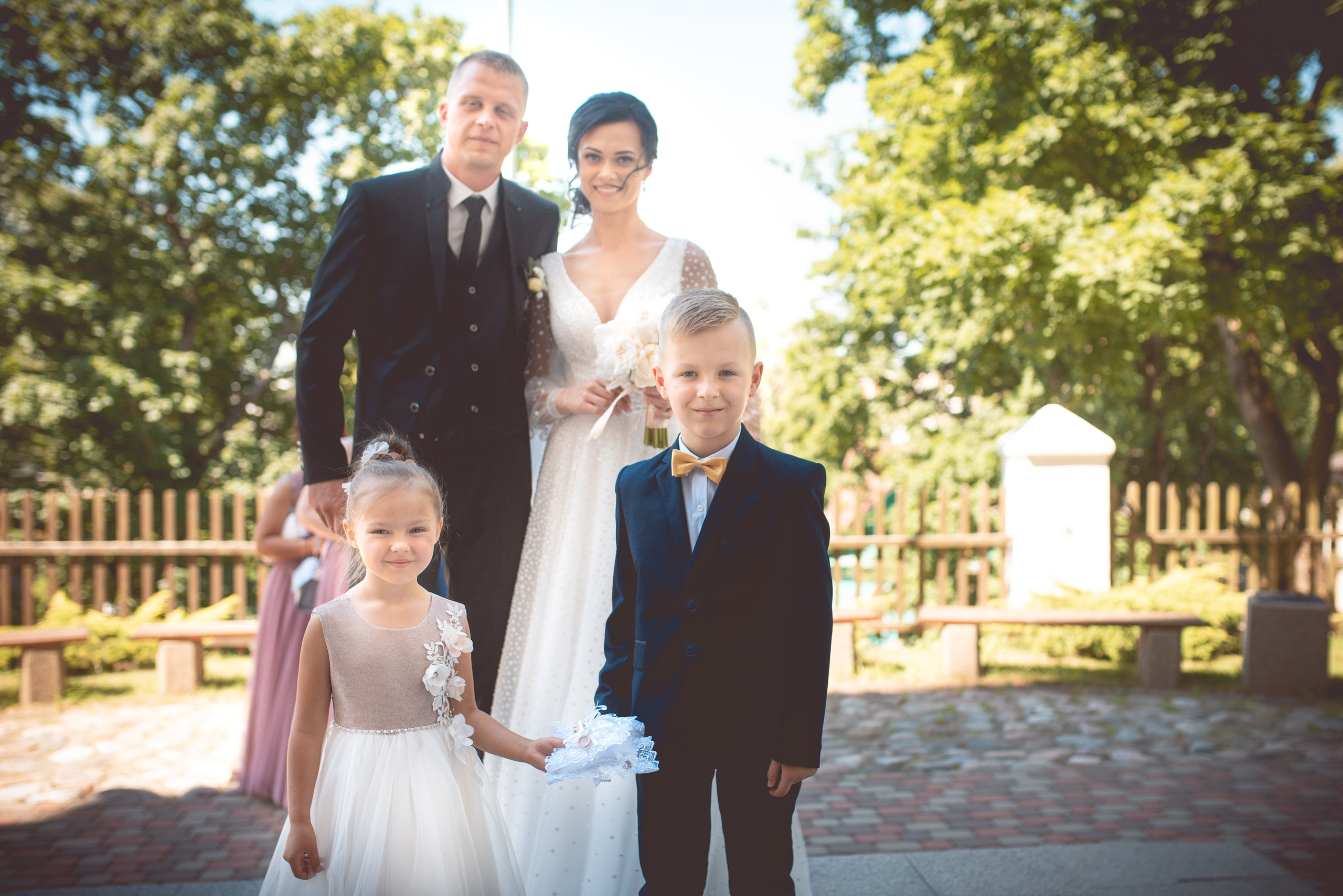 Vestuvių fotosesija, ceremonija, Vestuvių pasiruošimo fotografavimas. Vestuvių fotografas Vilnius Trakai kaina vestuvių fotografavimas fotografė personal.lt photogrpahy kainos jaunoji jaunikis nuotaka santuoka vestuvės, profesionali natūrali meninė reportažinė klasikinė fotosesija, vestuvių fotosesija gamtoje dvare