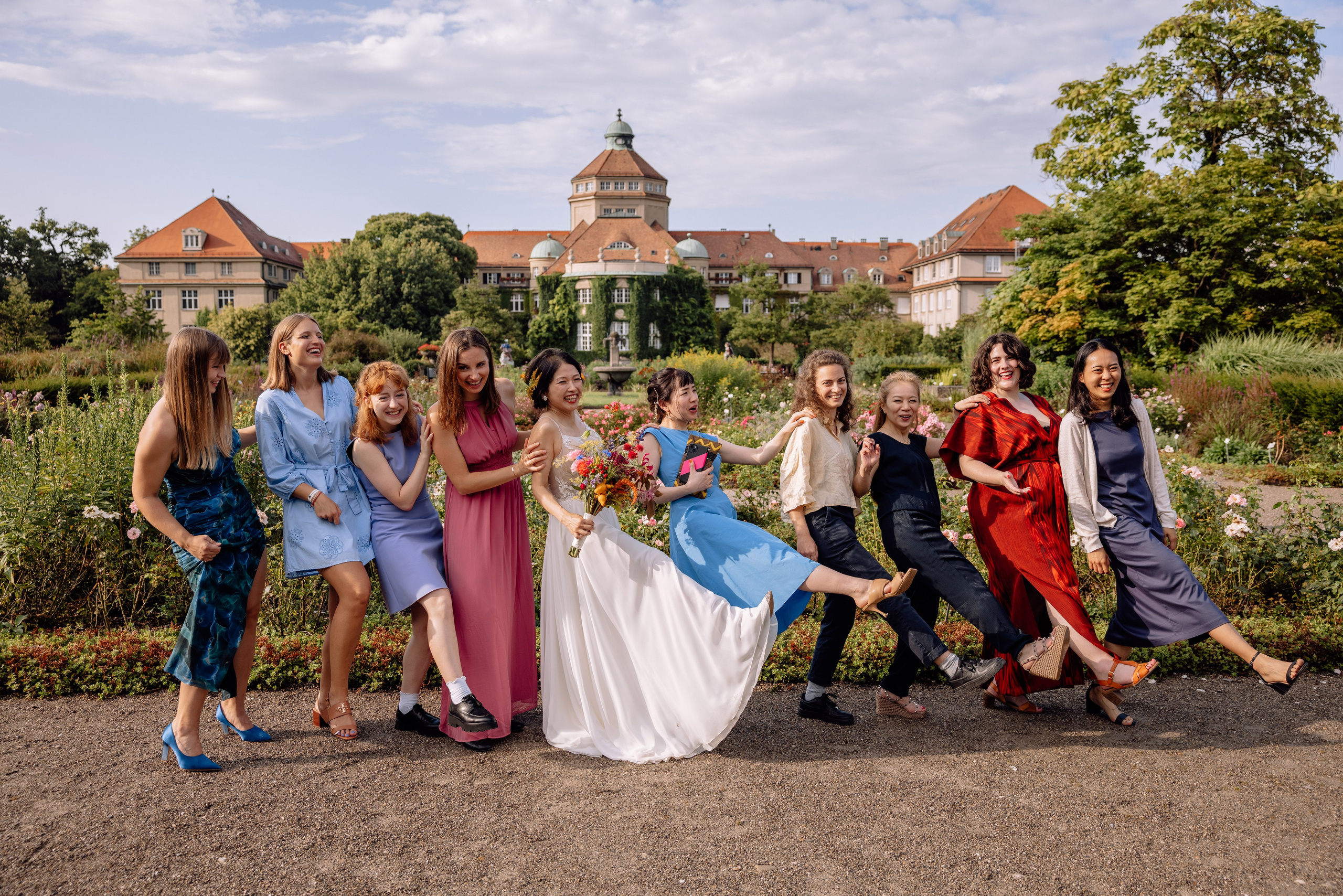 Café im Botanischen Garten. Deutsche - Japanische Hochzeit. Hochzeitsfotograf München Taufe Familienfotograf Tanja Mauke