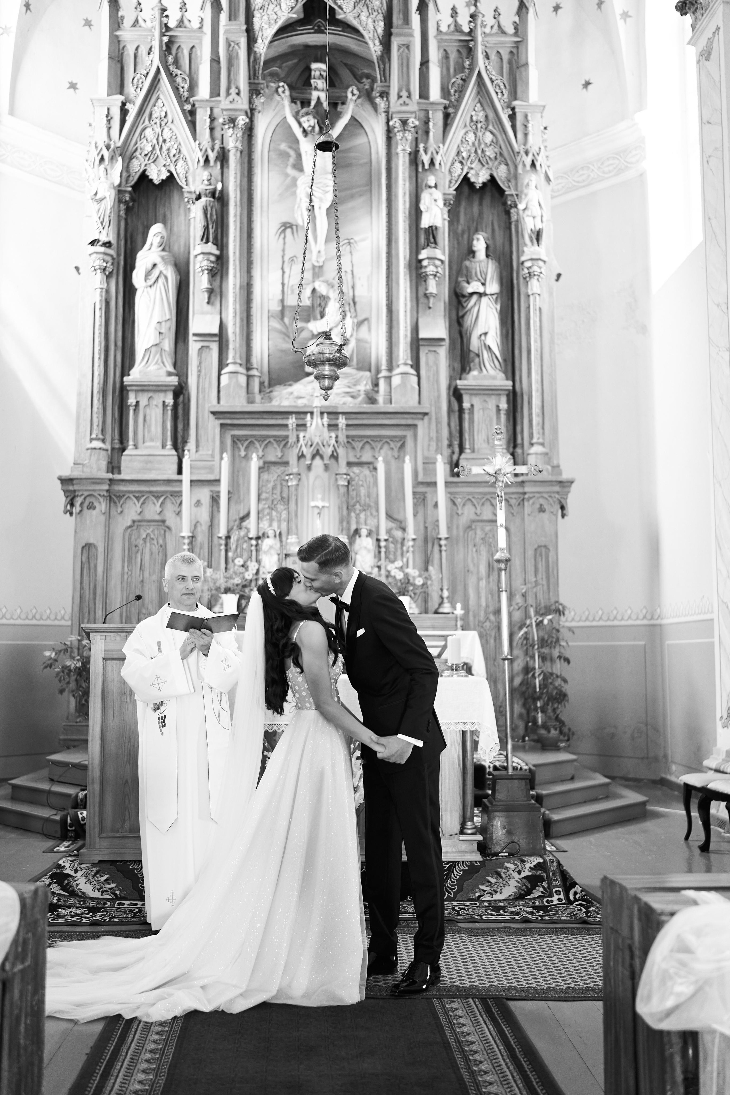 Ligitos ir Vyto vestuvių fotosesijos anonsas. Misevic Wedding — Jausminga ir Profesionali Vestuvių Fotografija