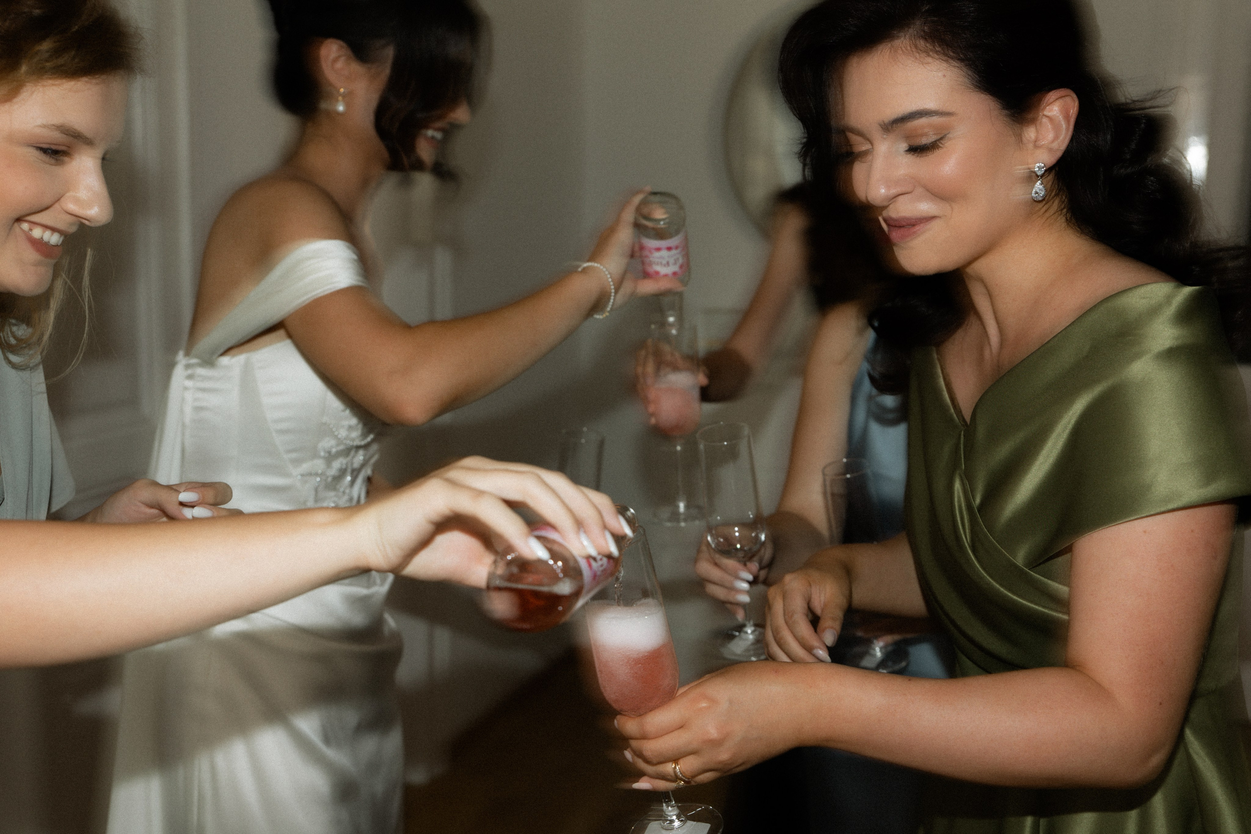 Elegant Castle Wedding in Austria | Alwin & Ruth’s Fairytale Celebration. Wedding photographer and videographer based in Timisoara, Romania