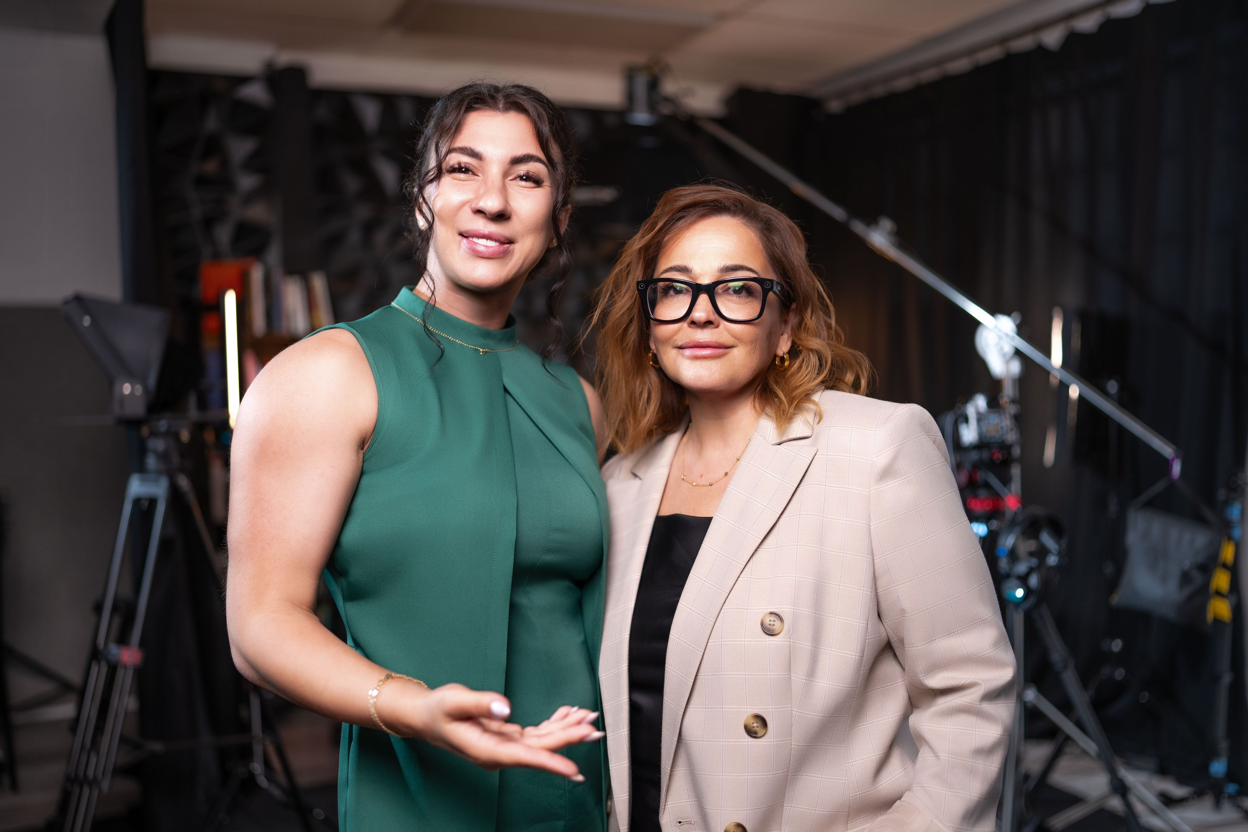 Как помочь дочери добиться успеха и собрать 1 млн подписчиков. ИРА И ЯСЯ. ON THE VIBE OF SUCCESS — A blog about extraordinary people with Kristi