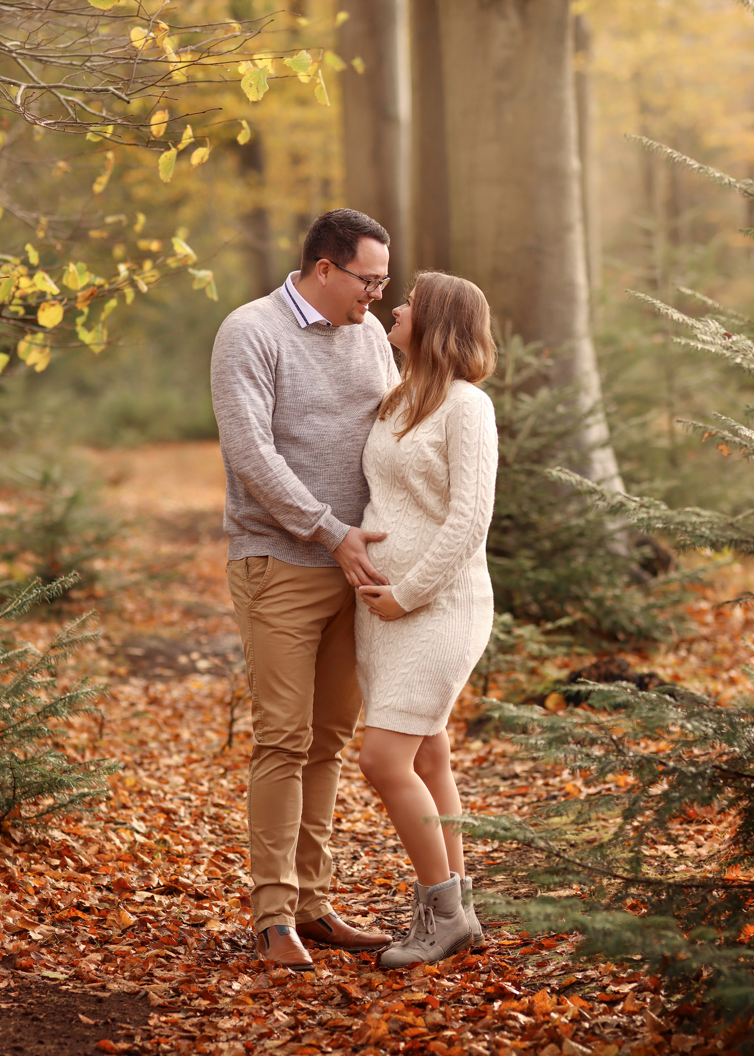 Babybauchshooting Schwangerschaftsfotografie Norden Aurich Emden. Familien- Fotografin in Marienhafe, Aurich, Emden, Norden, Leer