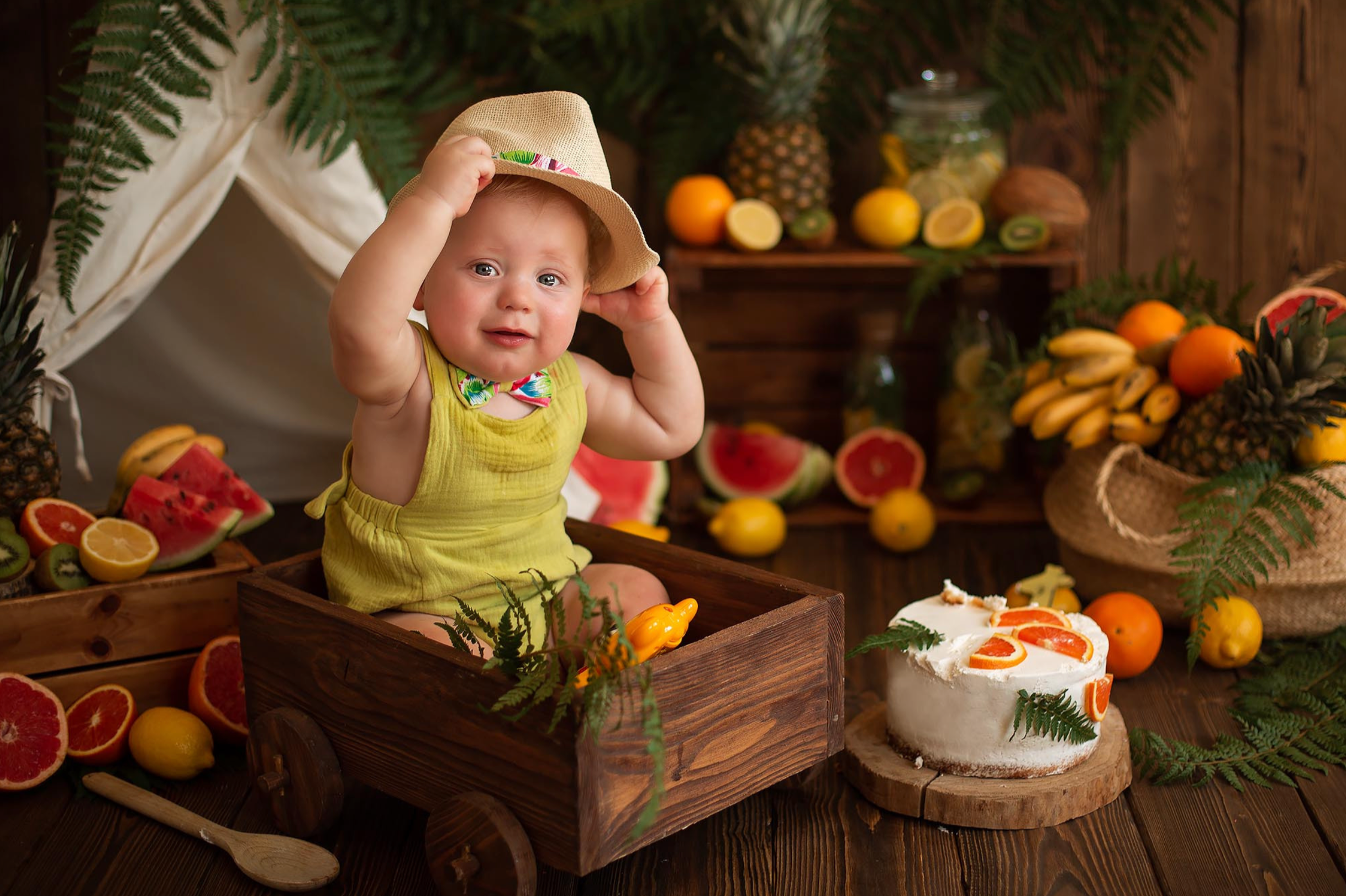 Baby Photographer in Essex | First Year Milestone Portraits by Irene Chaikeen. Irene Chaikeen | Maternity and newborn photoshoot in Essex/London