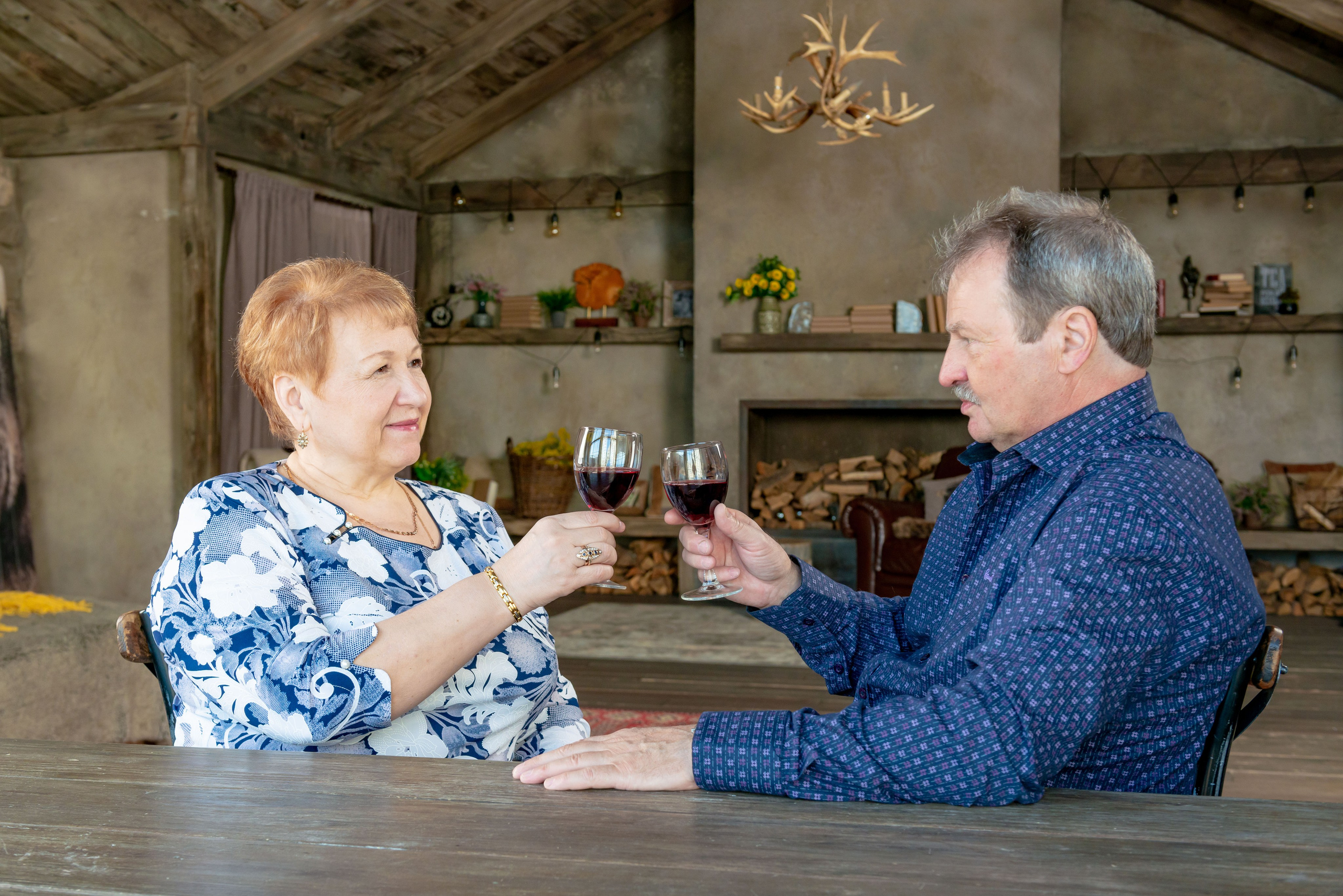 Photosession of a married couple in the studio. FOTÓGRAFO MÉXICO QUINTANA ROO