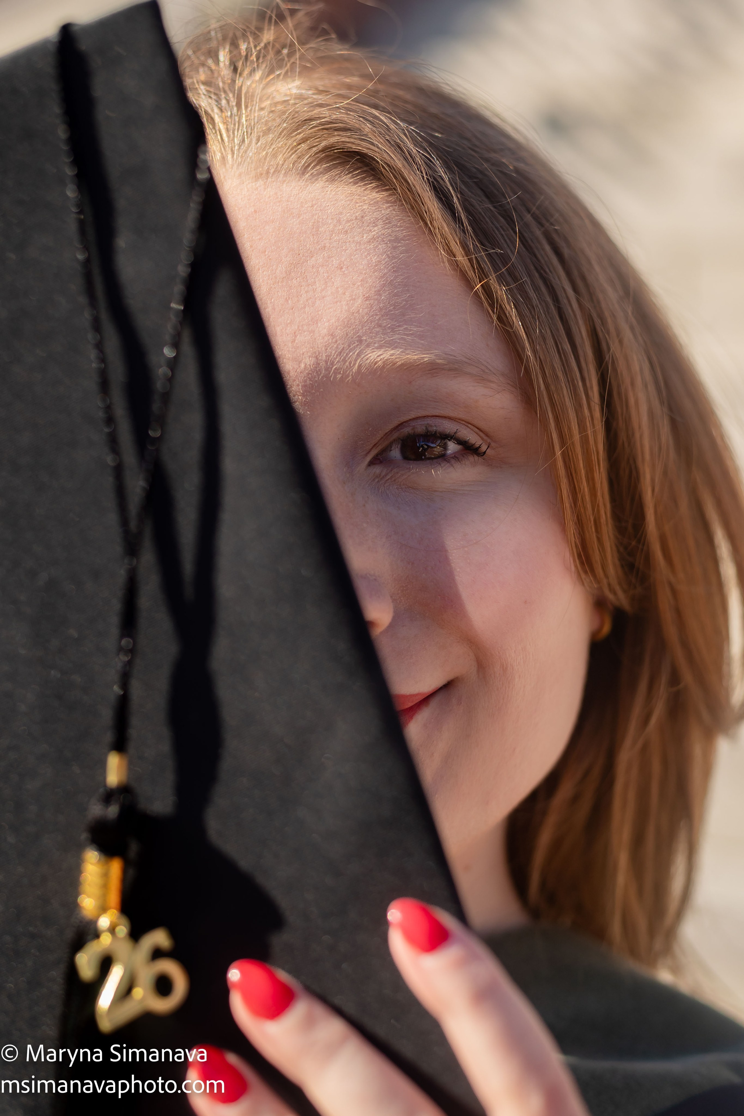Mallory — University of Cincinnati, Cincinnati, Ohio. Portrait and graduation photographer Marina Simanava