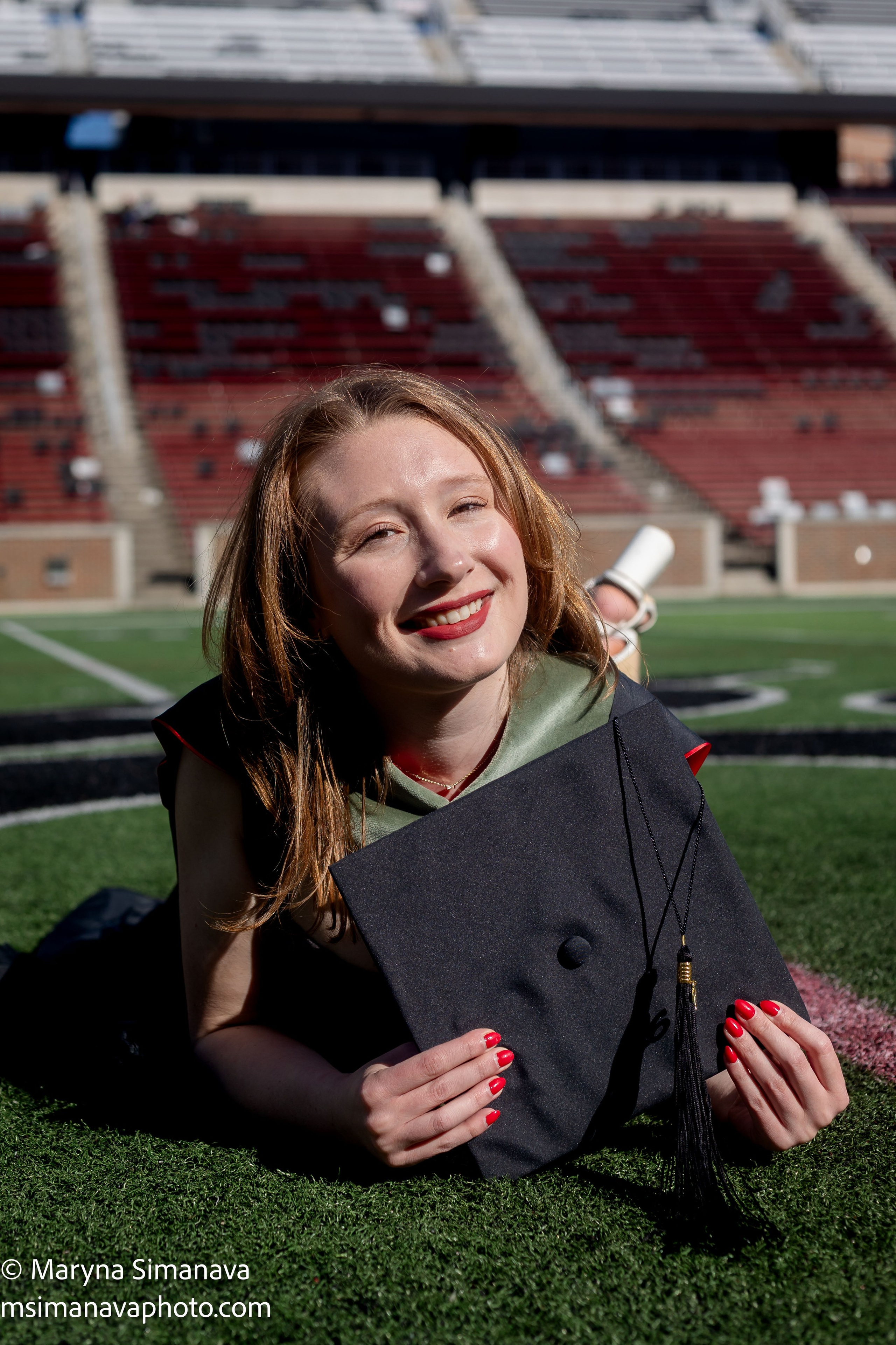 Mallory — University of Cincinnati, Cincinnati, Ohio. Portrait and graduation photographer Marina Simanava