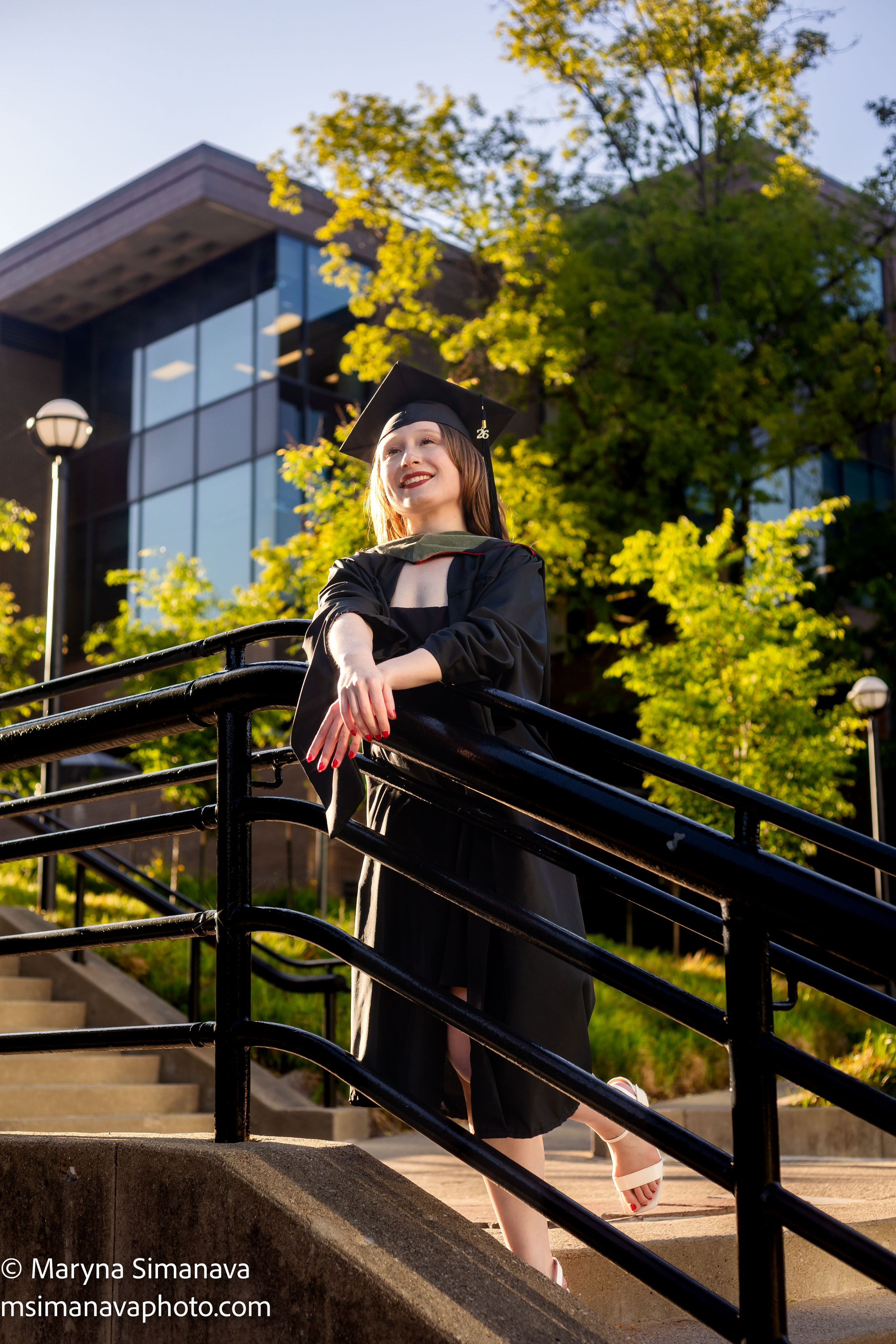 Mallory — University of Cincinnati, Cincinnati, Ohio. Portrait and graduation photographer Marina Simanava
