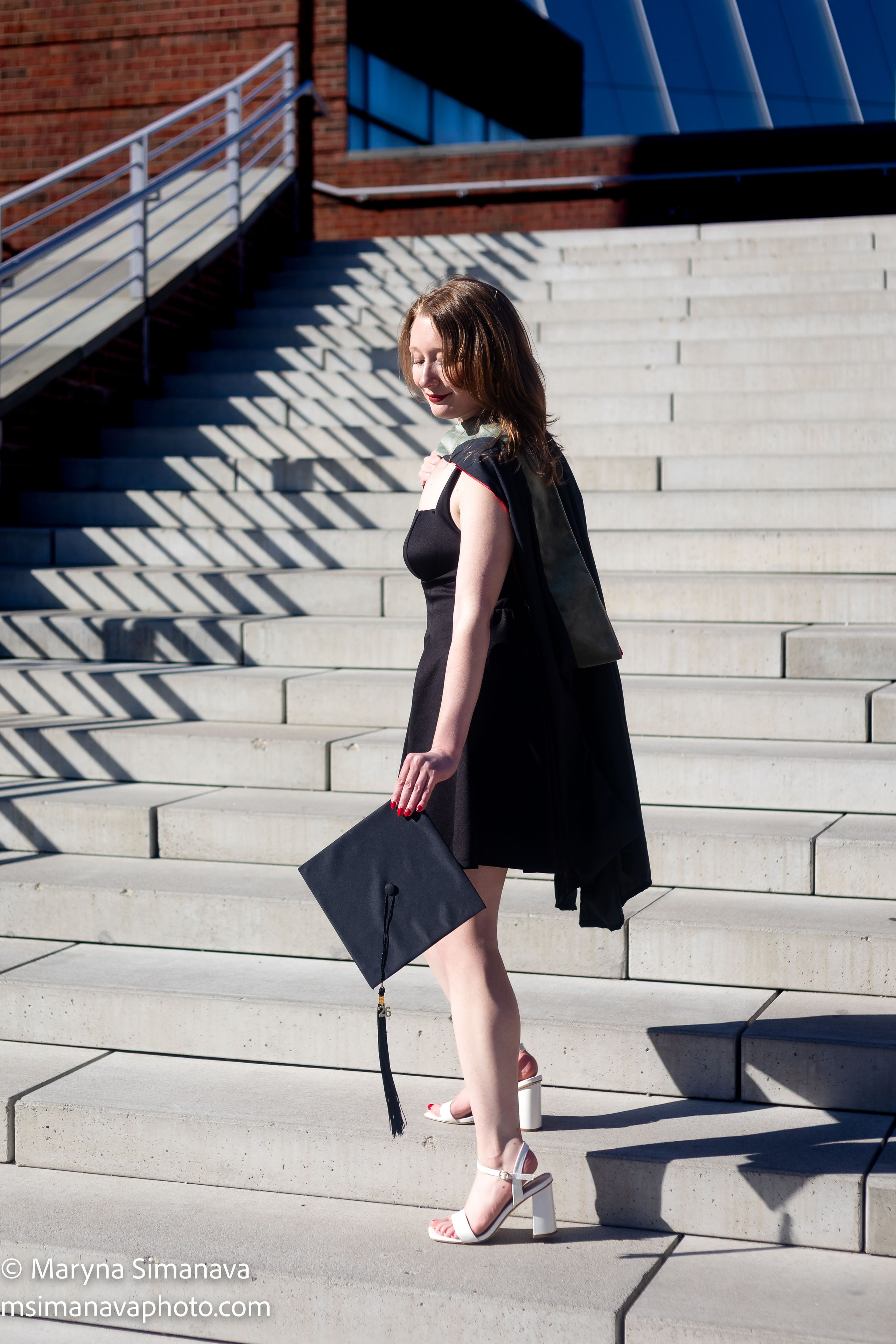 Mallory — University of Cincinnati, Cincinnati, Ohio. Portrait and graduation photographer Marina Simanava