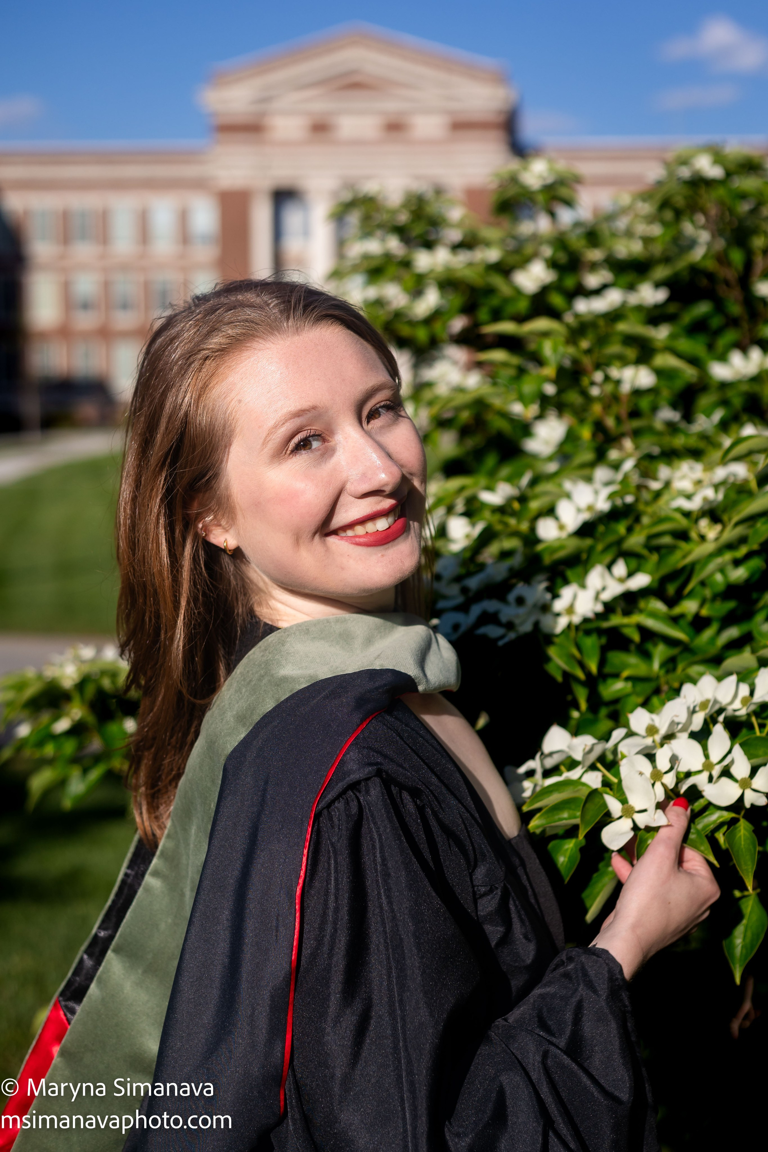 Mallory — University of Cincinnati, Cincinnati, Ohio. Portrait and graduation photographer Marina Simanava