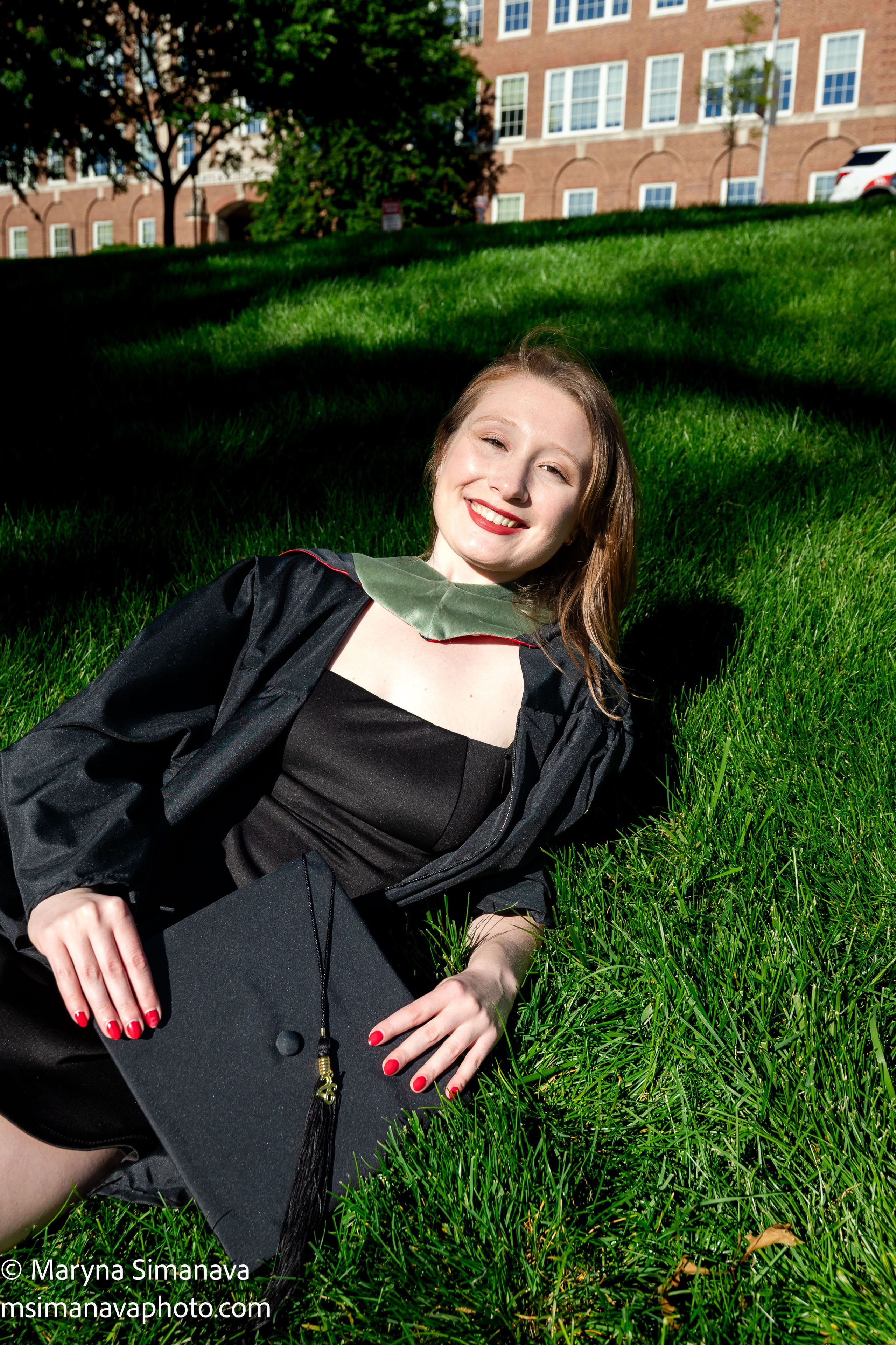 Mallory — University of Cincinnati, Cincinnati, Ohio. Portrait and graduation photographer Marina Simanava