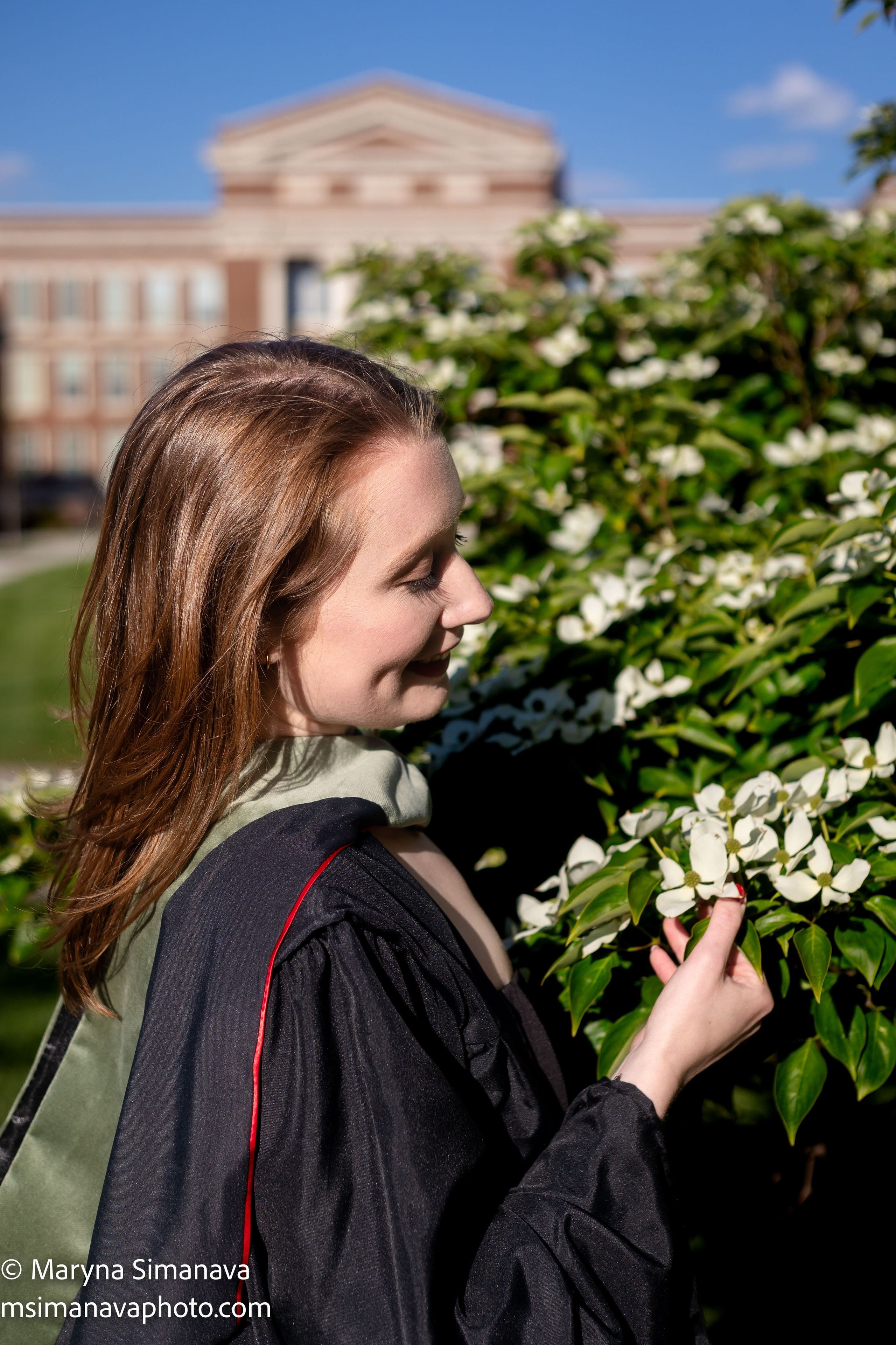 Mallory — University of Cincinnati, Cincinnati, Ohio. Portrait and graduation photographer Marina Simanava