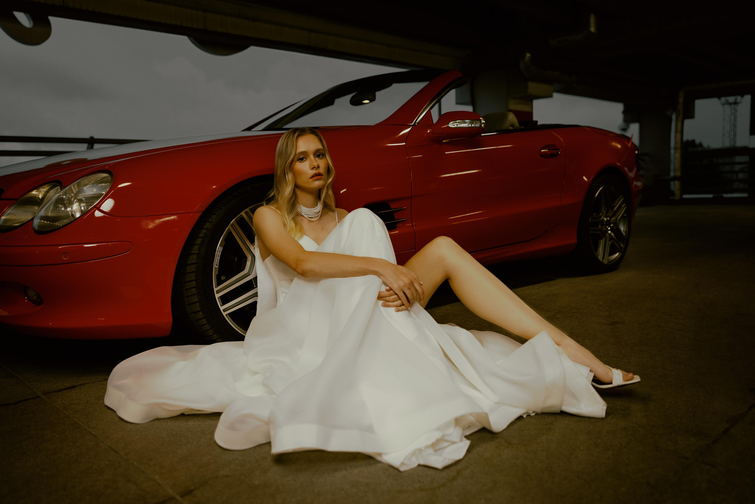 Bride in Red Cabrio. @atpho.to portrait photographer in Tallinn, Estonia