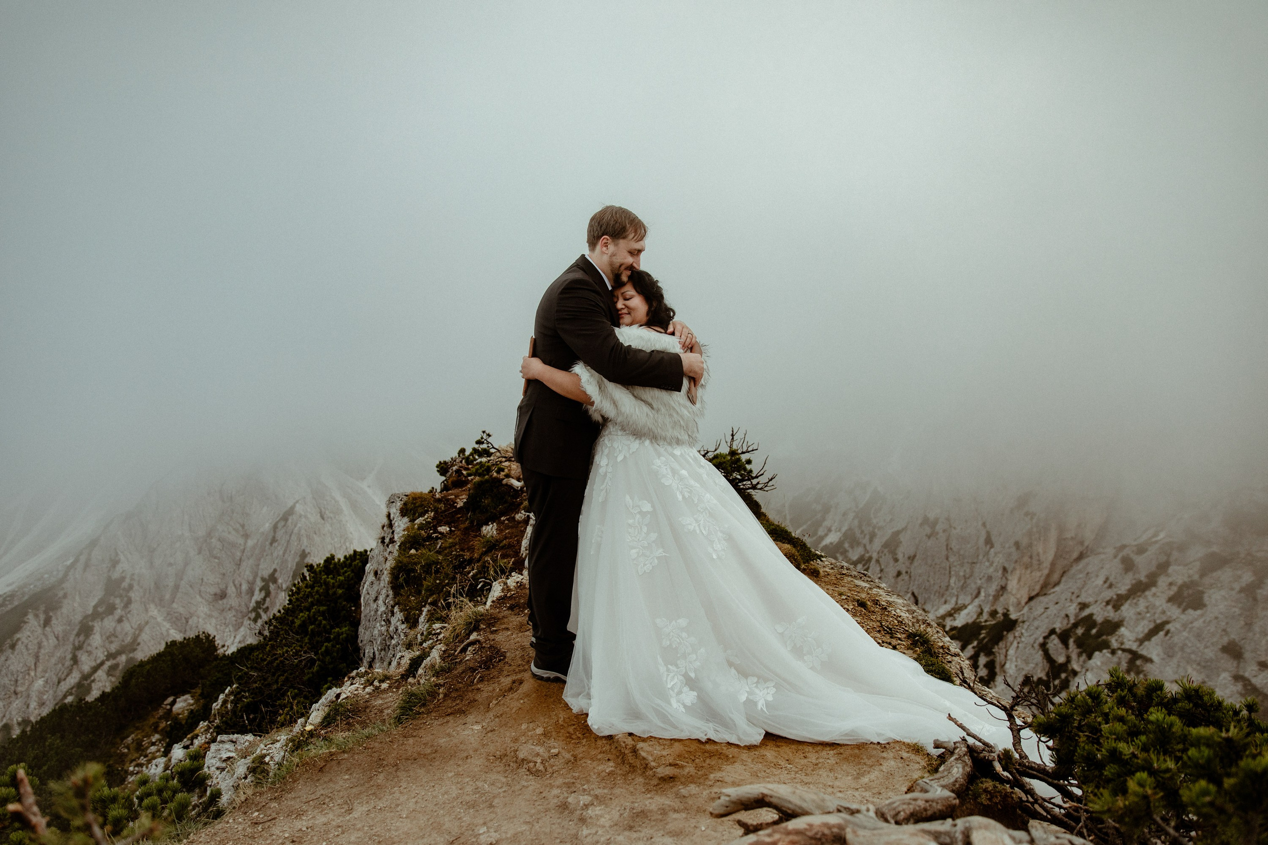 Secret Dolomites elopement at Lago di Braies & Cadini di Misurina | Best place to elope in Italy. Iceland elopement photographer & videographer