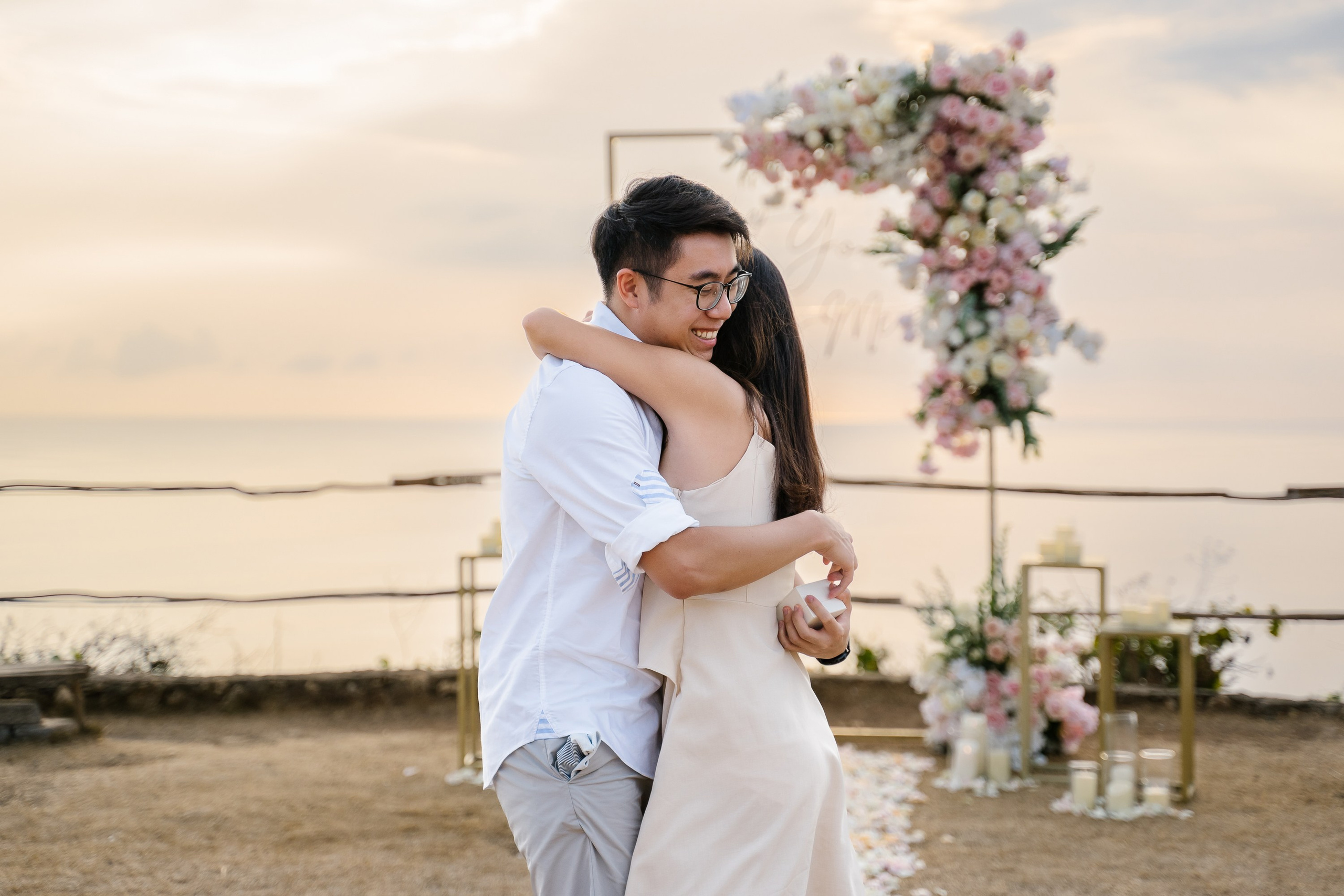 SECRET MARRIAGE PROPOSAL. Female Photographer in Bali