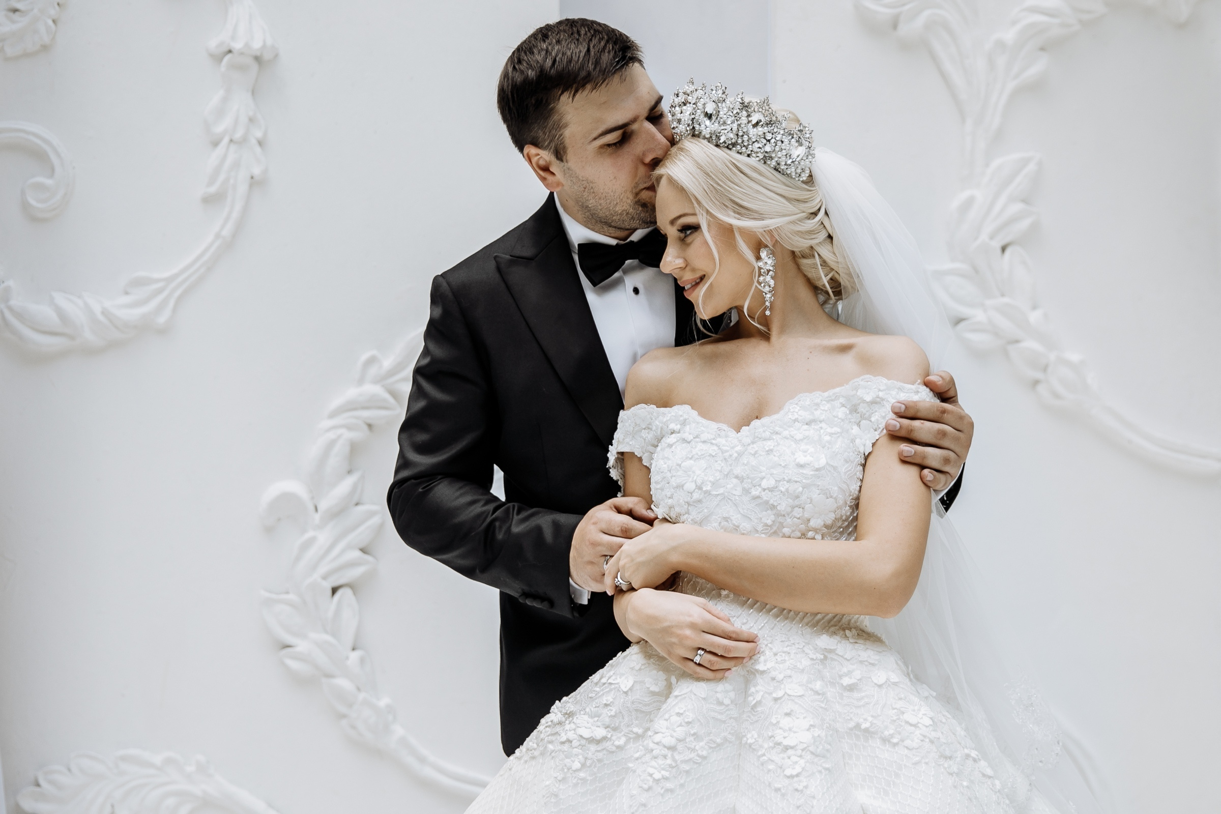 Editorial & Reportage Wedding Photographer in Cornwall - Tanya Bogdan. Tanya Bogdan | Cornwall | Devon | UK Wedding Photographer