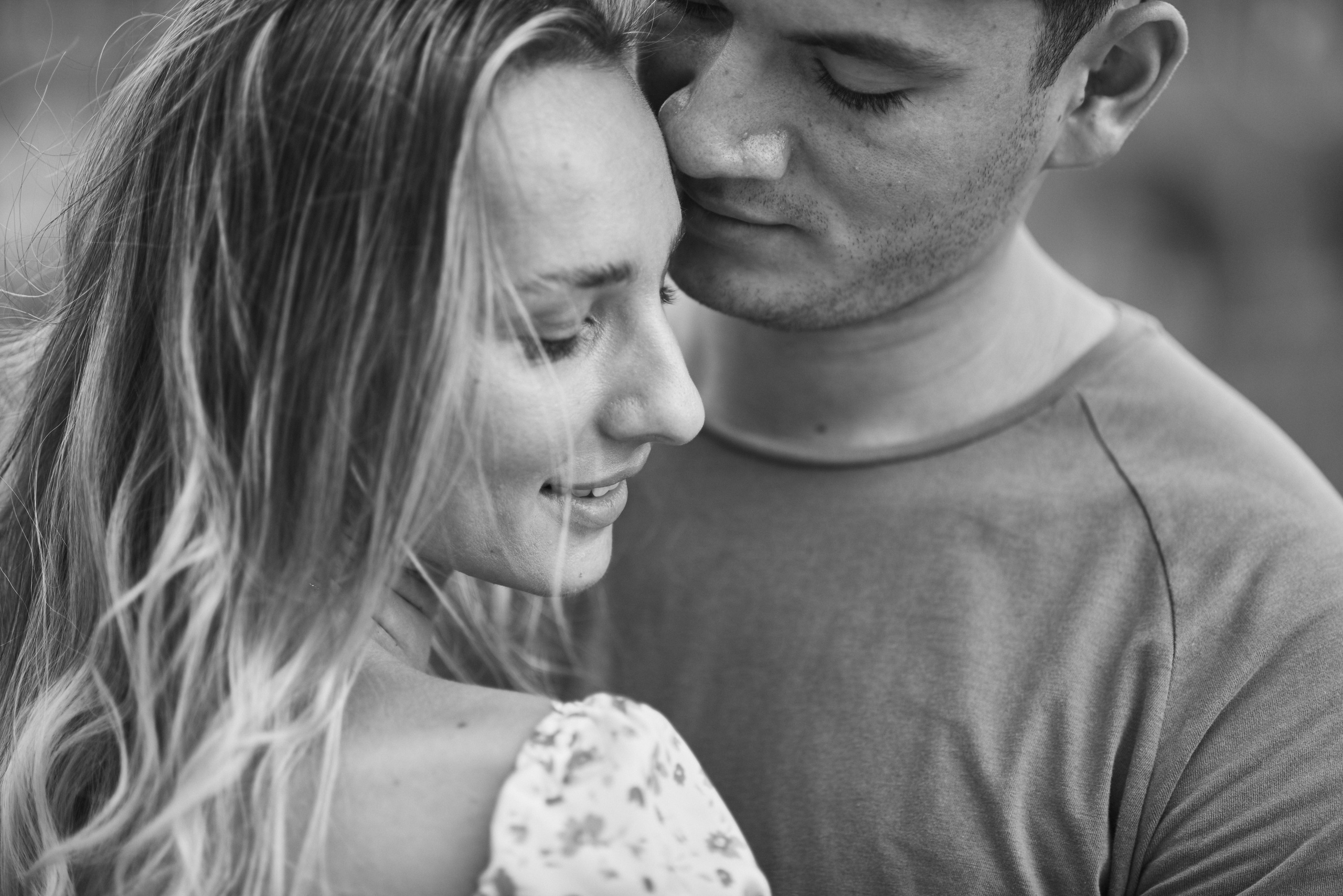 couple photo session photographer in  dubai