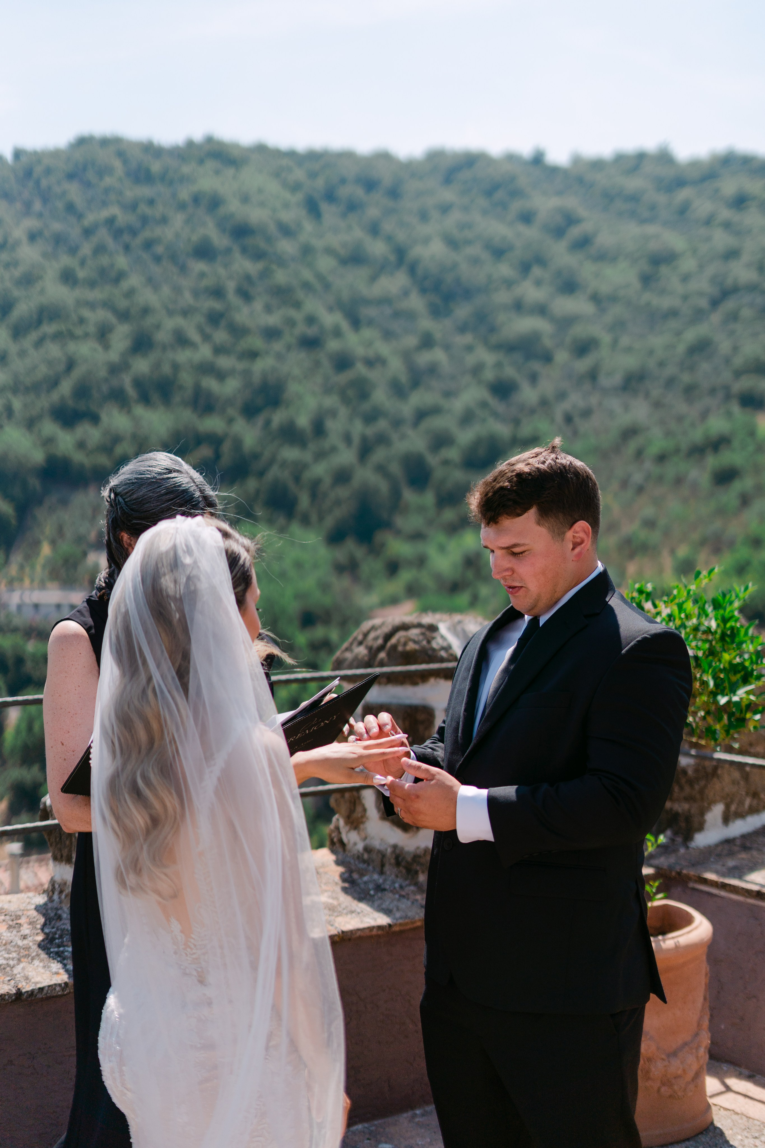 Destination Wedding in Castello Branccacio — Rome, Italy. Wedding & destination wedding photographer in Porto, Portugal — Davi Valente | Lisbon, Douro Valley, Rome, Tuscany & Lake Como