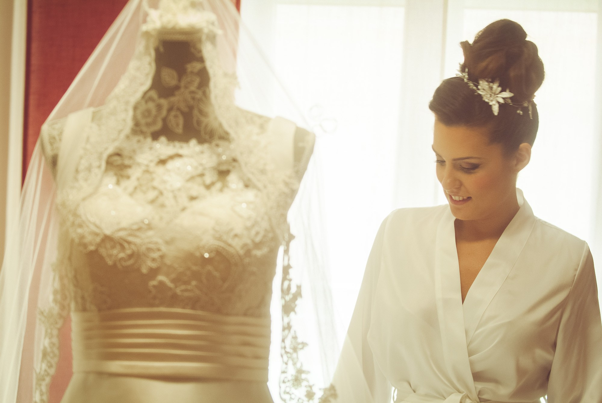 Boda de Héctor y Sheila · Templo del Salvador, Requena · Javier Poveda