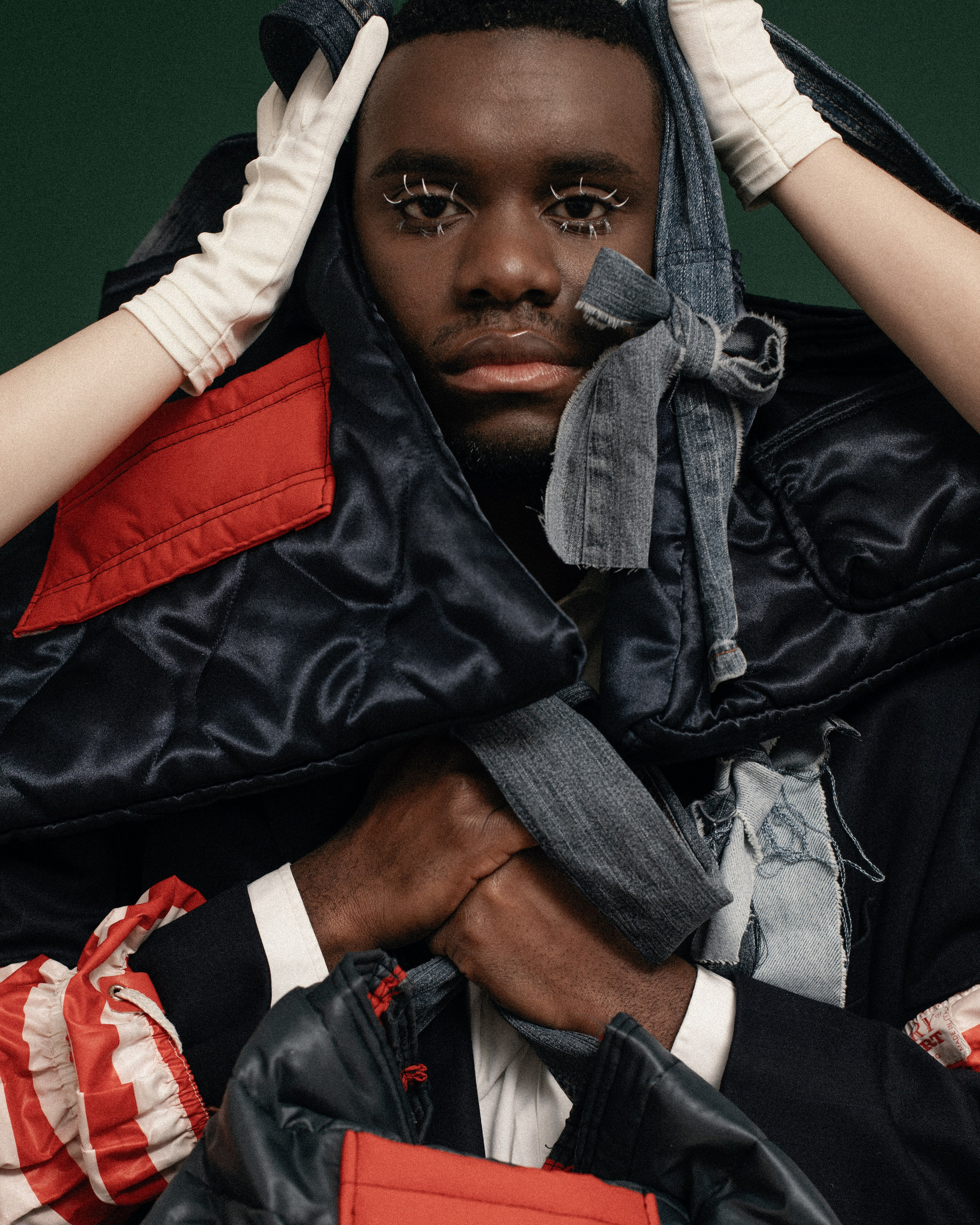 Garage Sale Bags & Accessories visual campaign. Aura Studio / co-design space