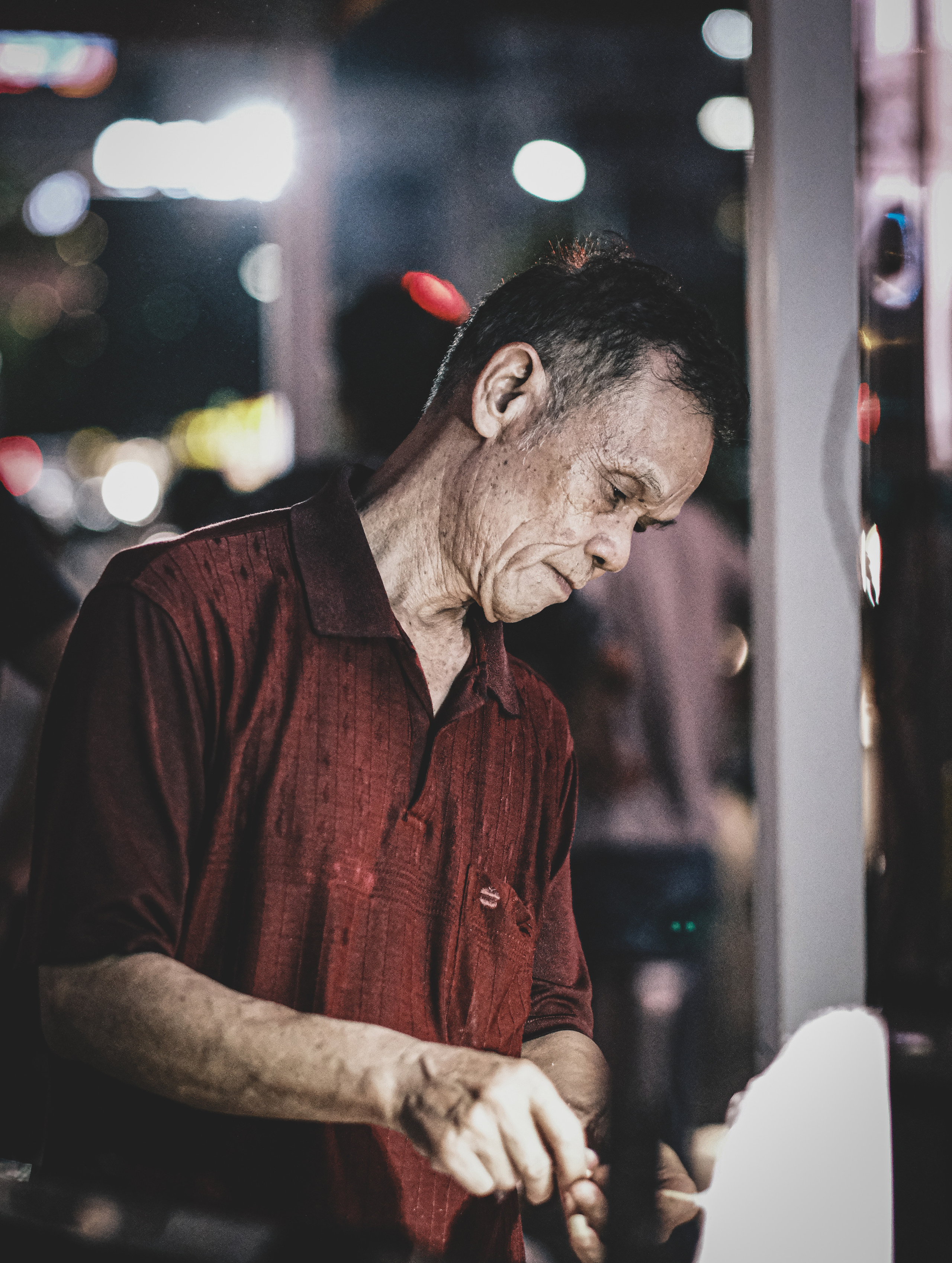 Cotton Candy seller | Street photography in Heyuan | Nightlife in Heyuan | 棉花糖卖家 | 河源街头摄影 | 在河源市的夜生活