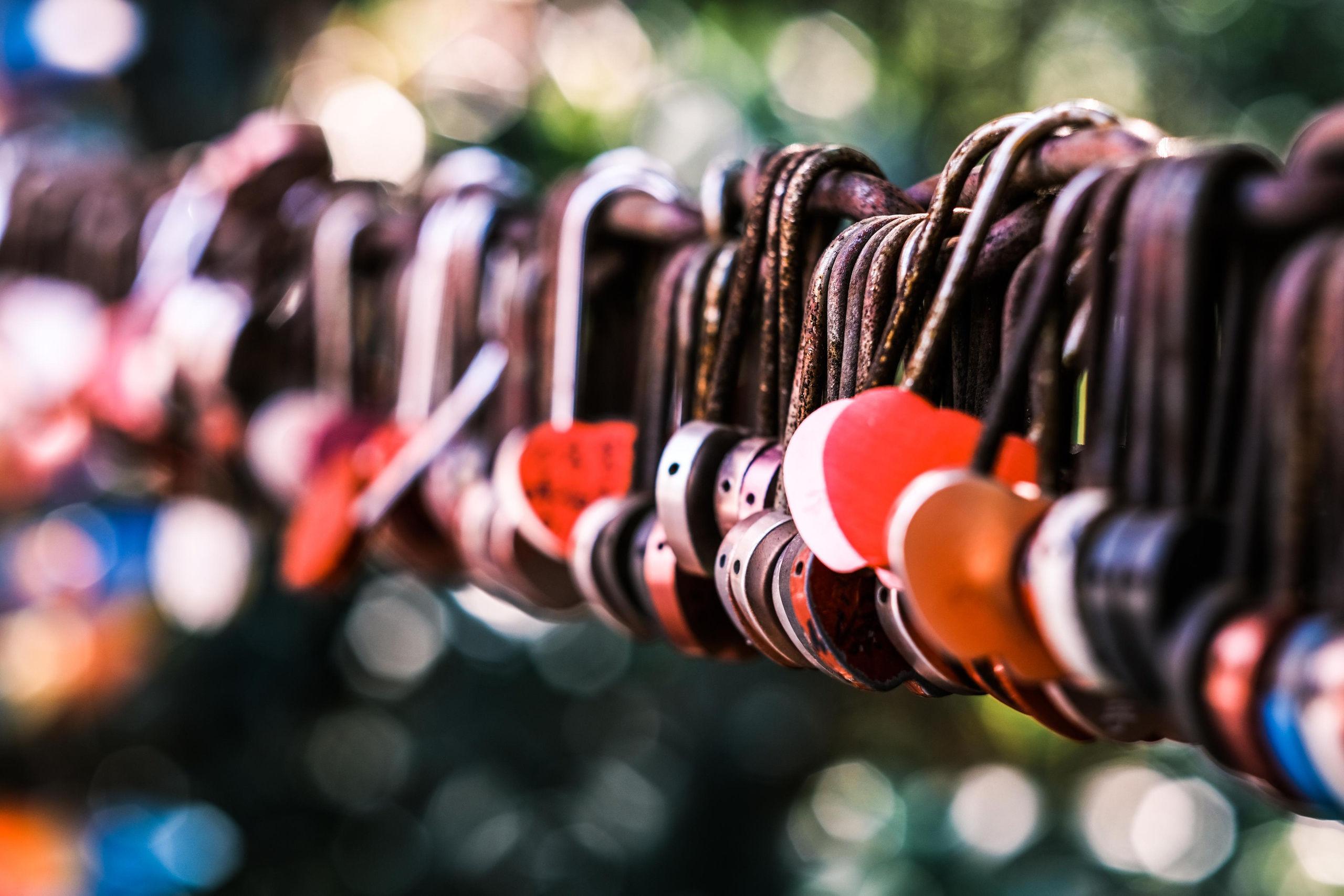 东莞情锁桥 | 东莞市| 真棒爱情锁| 中国 | Love Locks Bridges in Dongguan | Dongguan City | Awesome Love Locks | China | Love Lock Bridge Dongguan